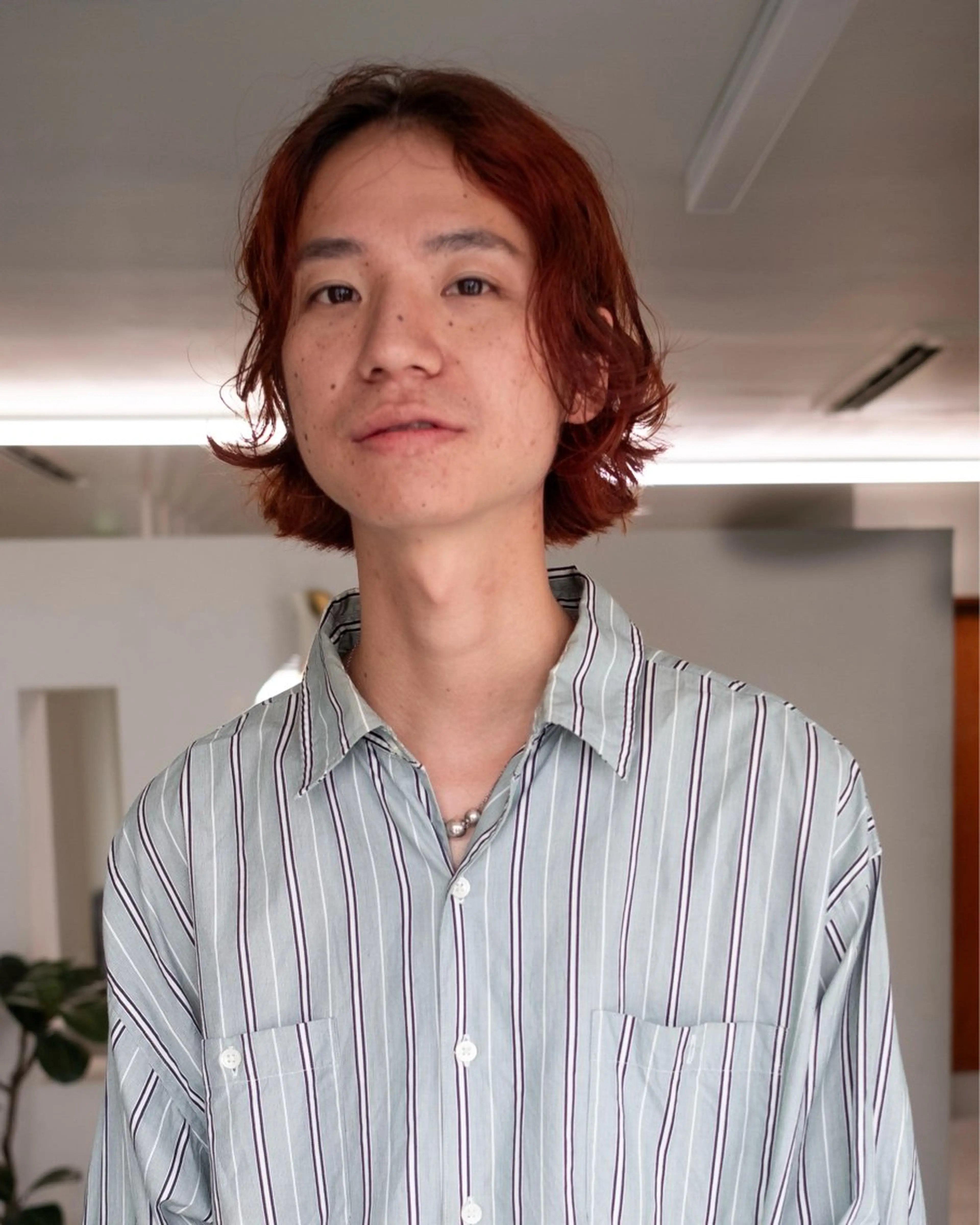 ミディアム メンズ メンズハイトーン/栄 /イトウタケルのヘアスタイル