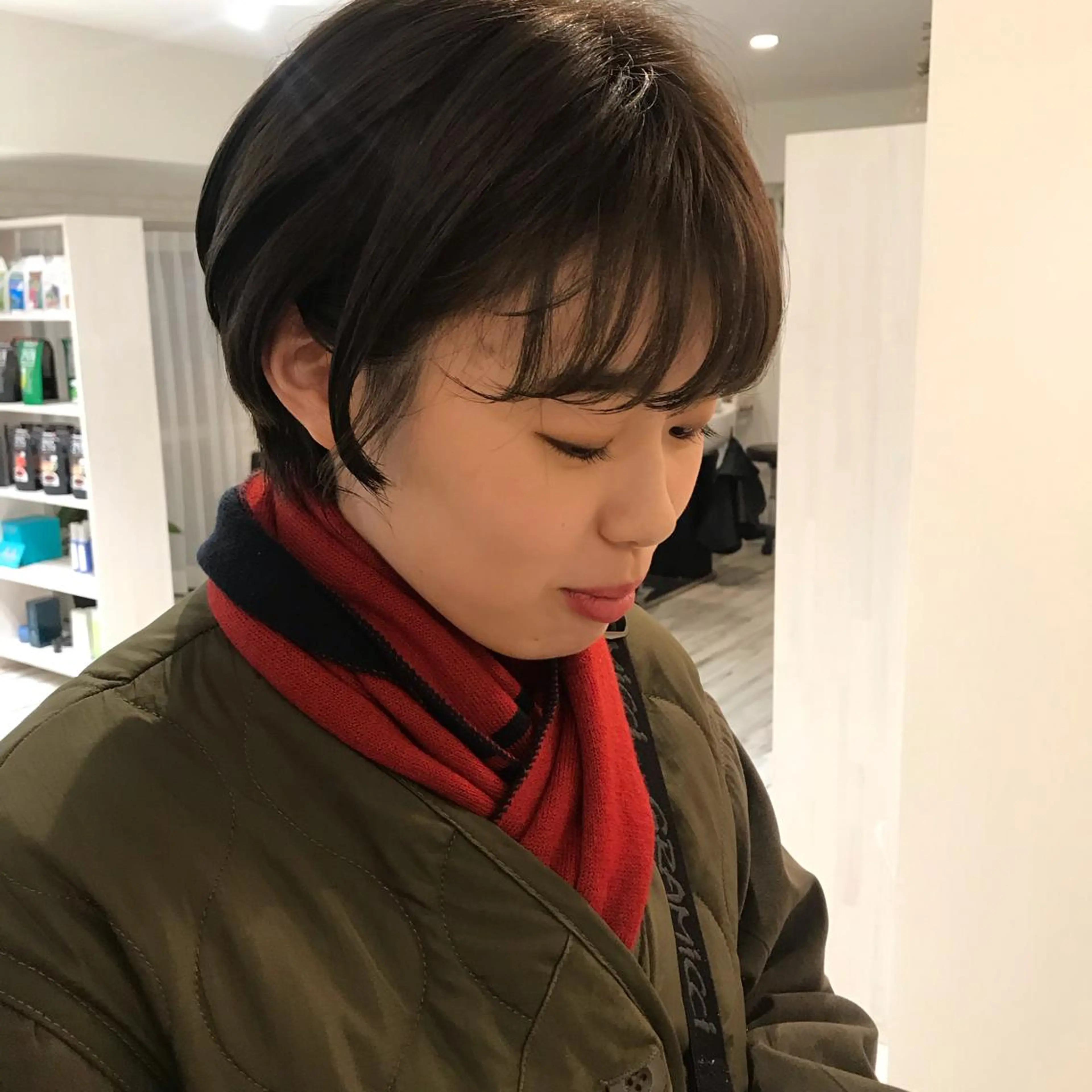 ショート カラー abilita AZUSAのヘアスタイル