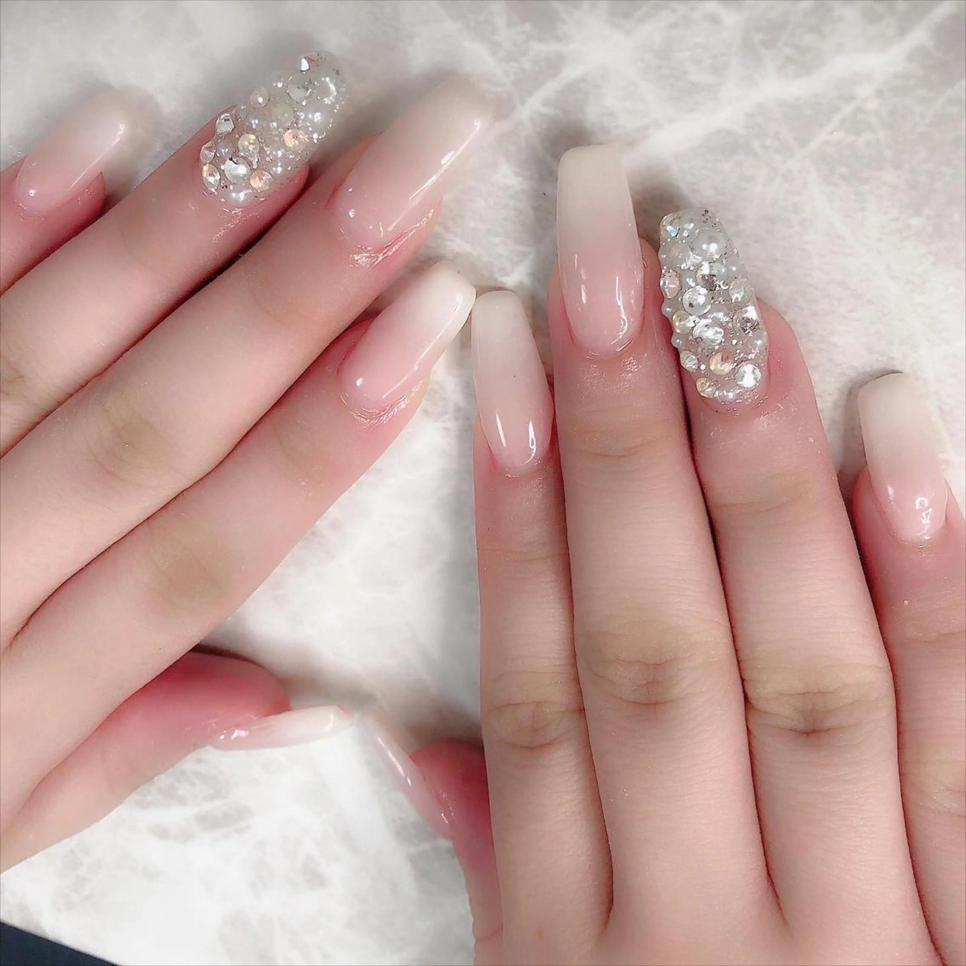 ネイル L'ea  Rose レア・ローズのネイルデザイン