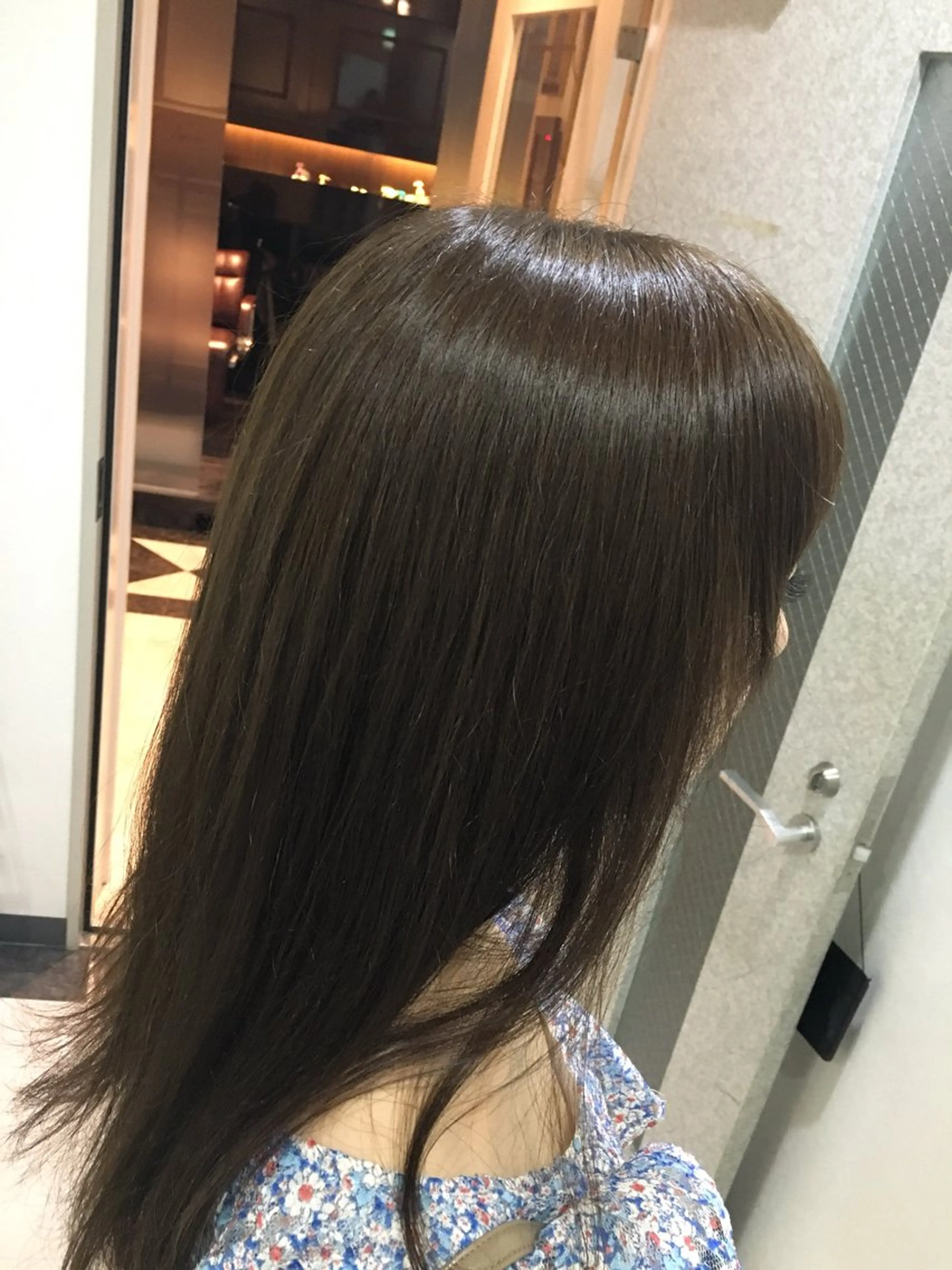 セミロング カラー grace所属・藤浪 佑太のヘアスタイル