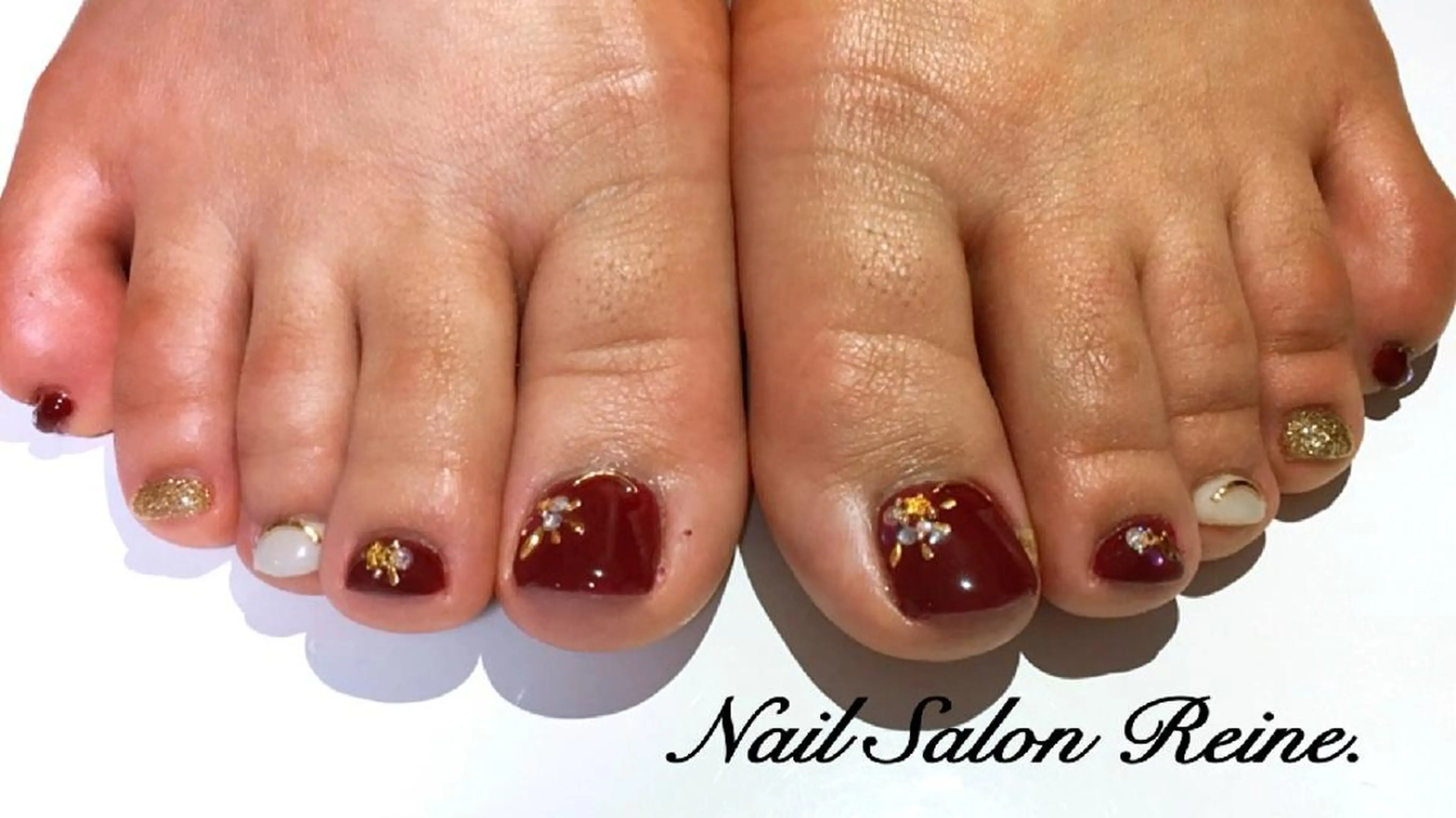 ネイル ボルドー Nailsalon Reine所属・玉栄 伶奈のネイルデザイン