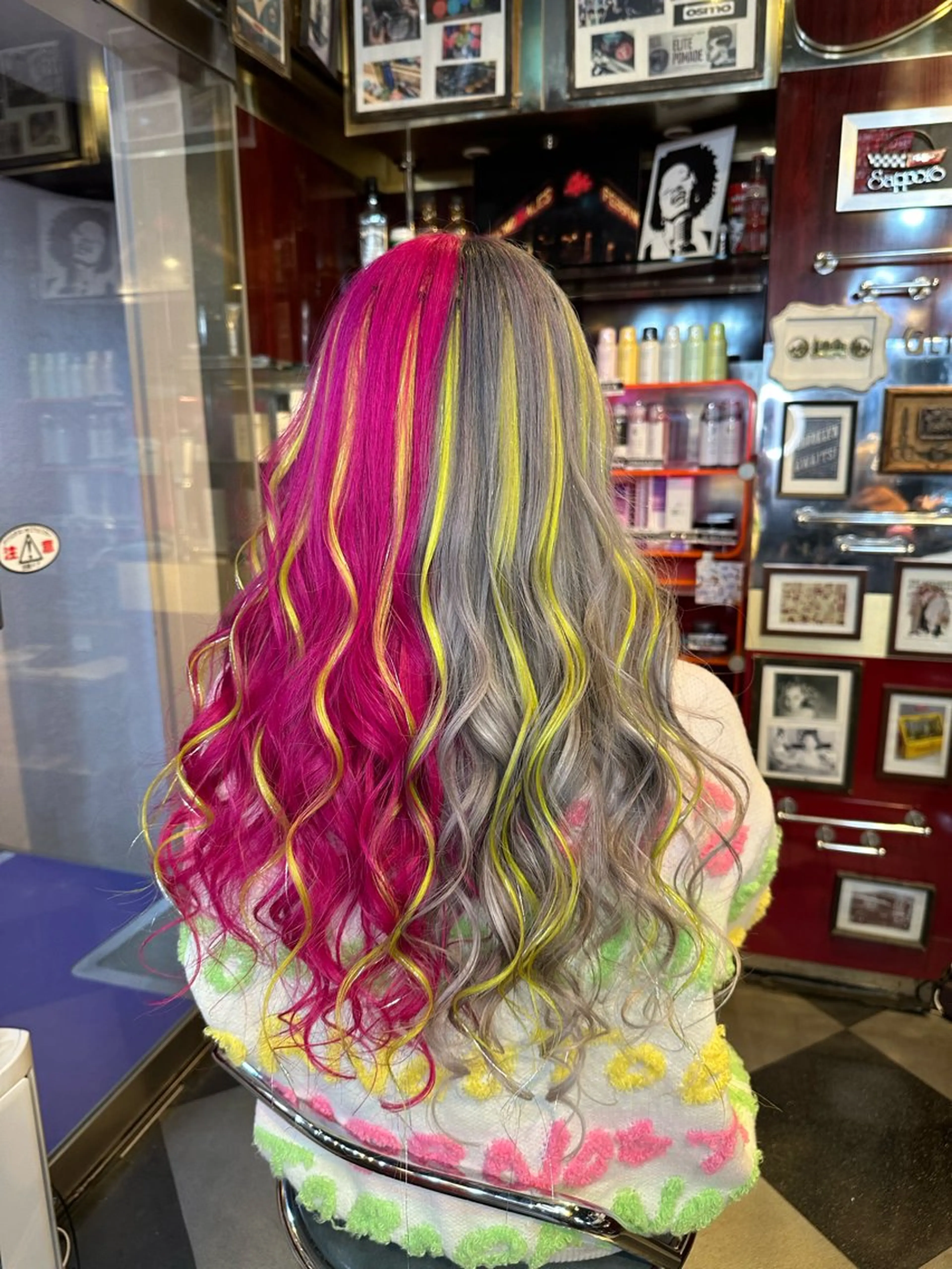 ヘアカラー トリートメント エクステ レイヤーカット/ カラー/長谷恵花のヘアスタイル