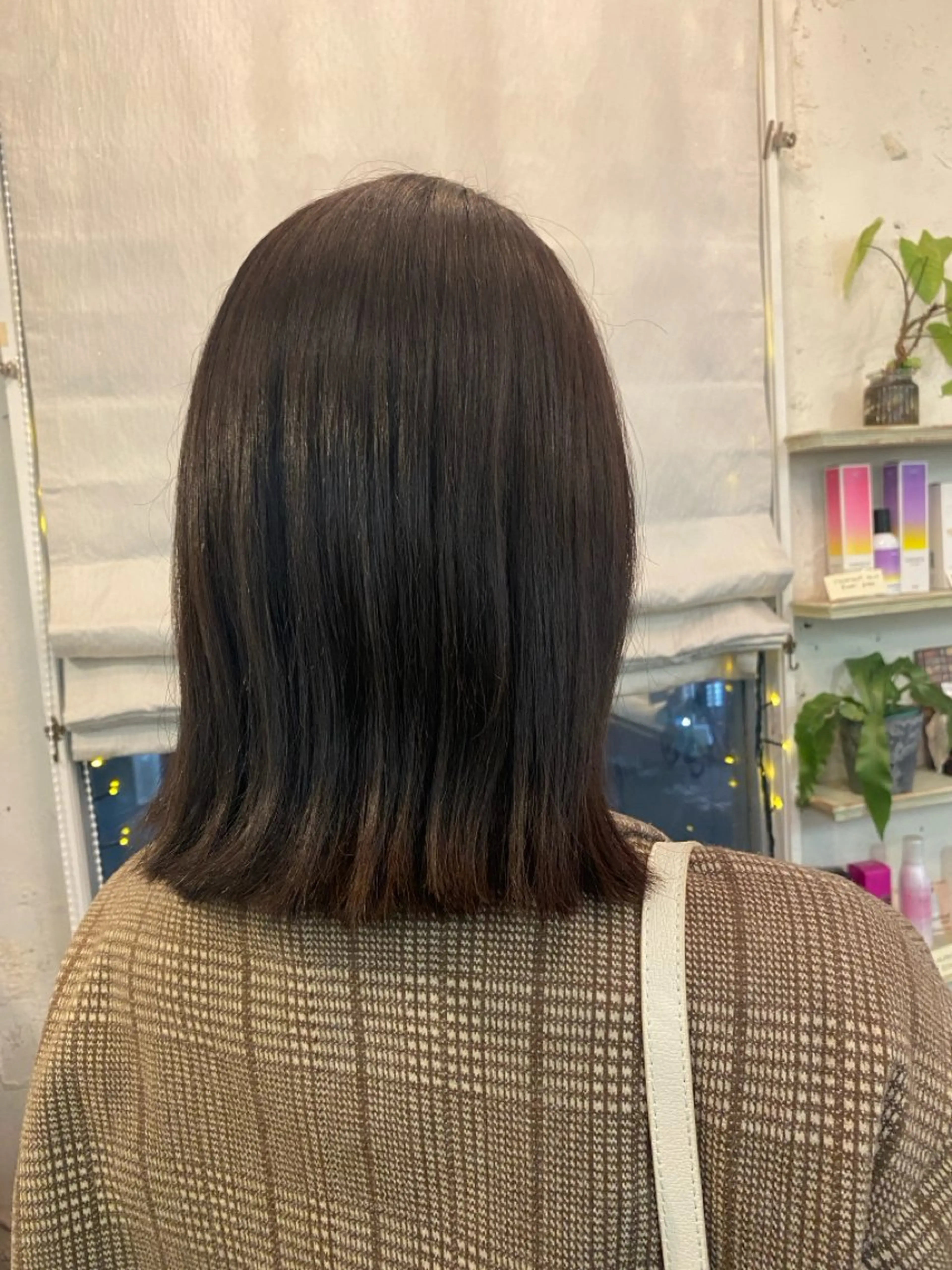 ミディアム カラー ブラウンカラー ラベンダーカラー ラベンダーブラウン BROWN所属・ケアストレート ハナシロミサキのヘアスタイル