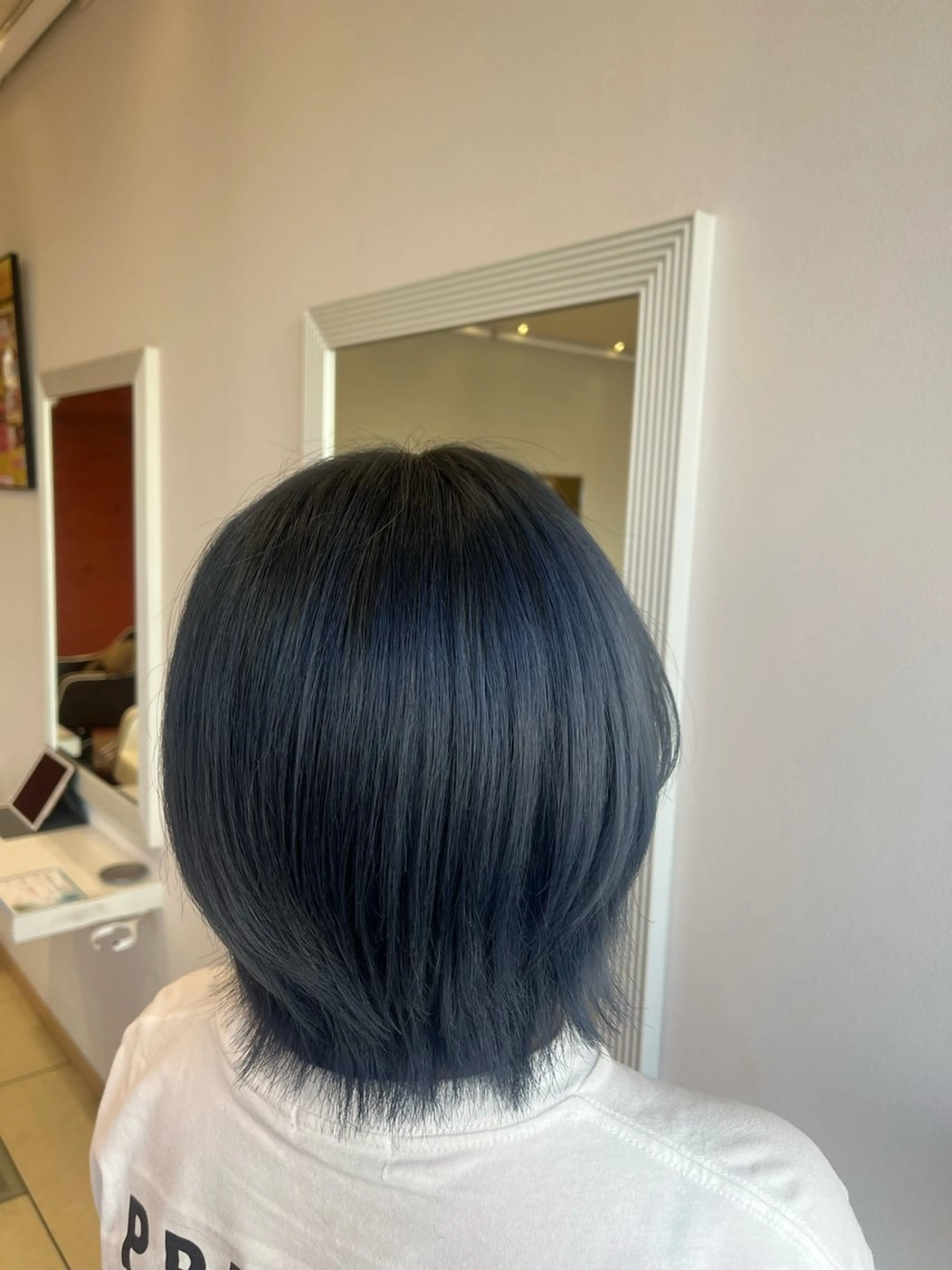 ショート カラー カット ヘアカラー トリートメント ベージュカラー⌇ くびれヘア.𐙚心音のヘアスタイル