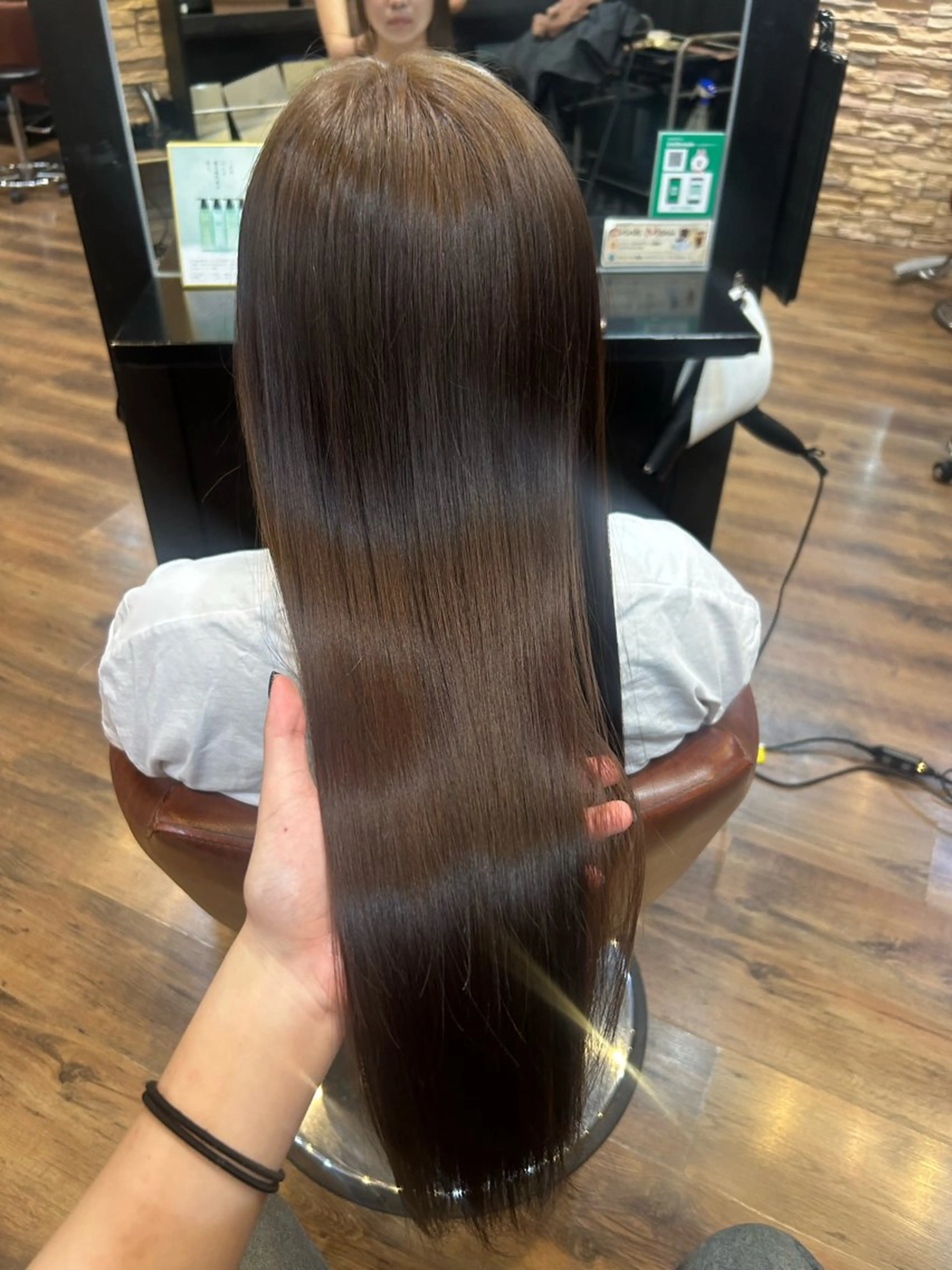 ロング トリートメント 【ブリーチモデル募集 】サキ🫧のヘアスタイル