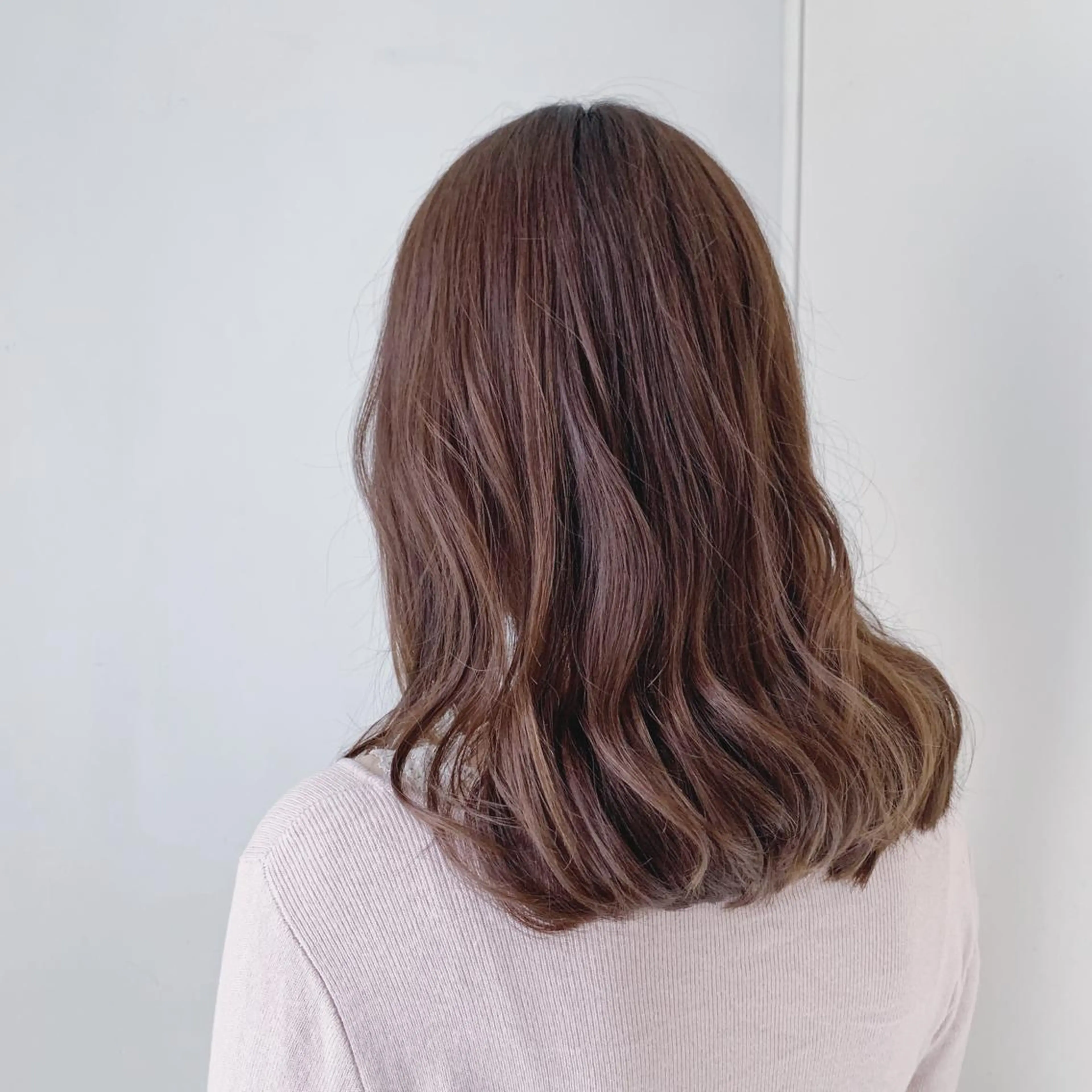 セミロング fiio brow 大阪西梅田北新地店所属・イノウエ ミキのマツエク・マツパデザイン