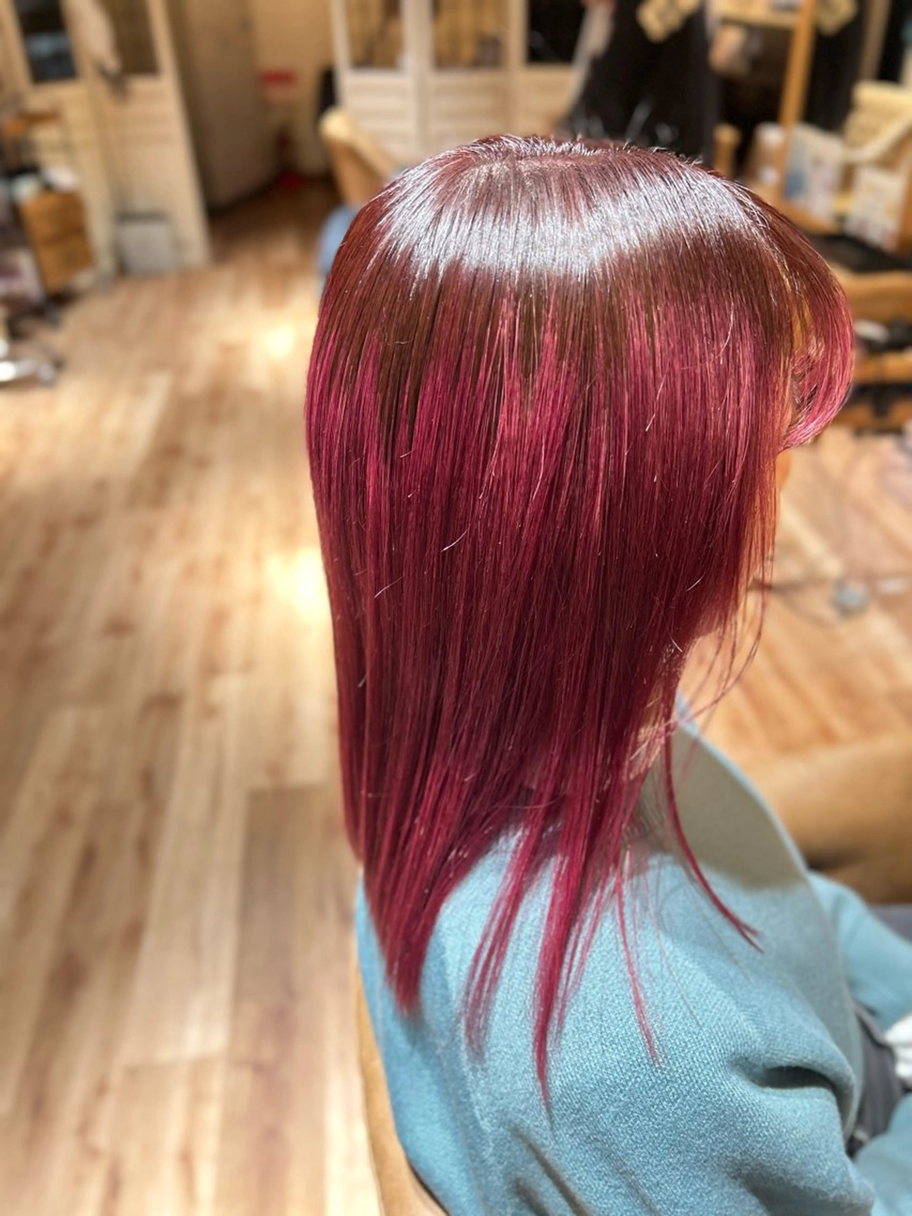 ミディアム 巽 愛夏のヘアスタイル