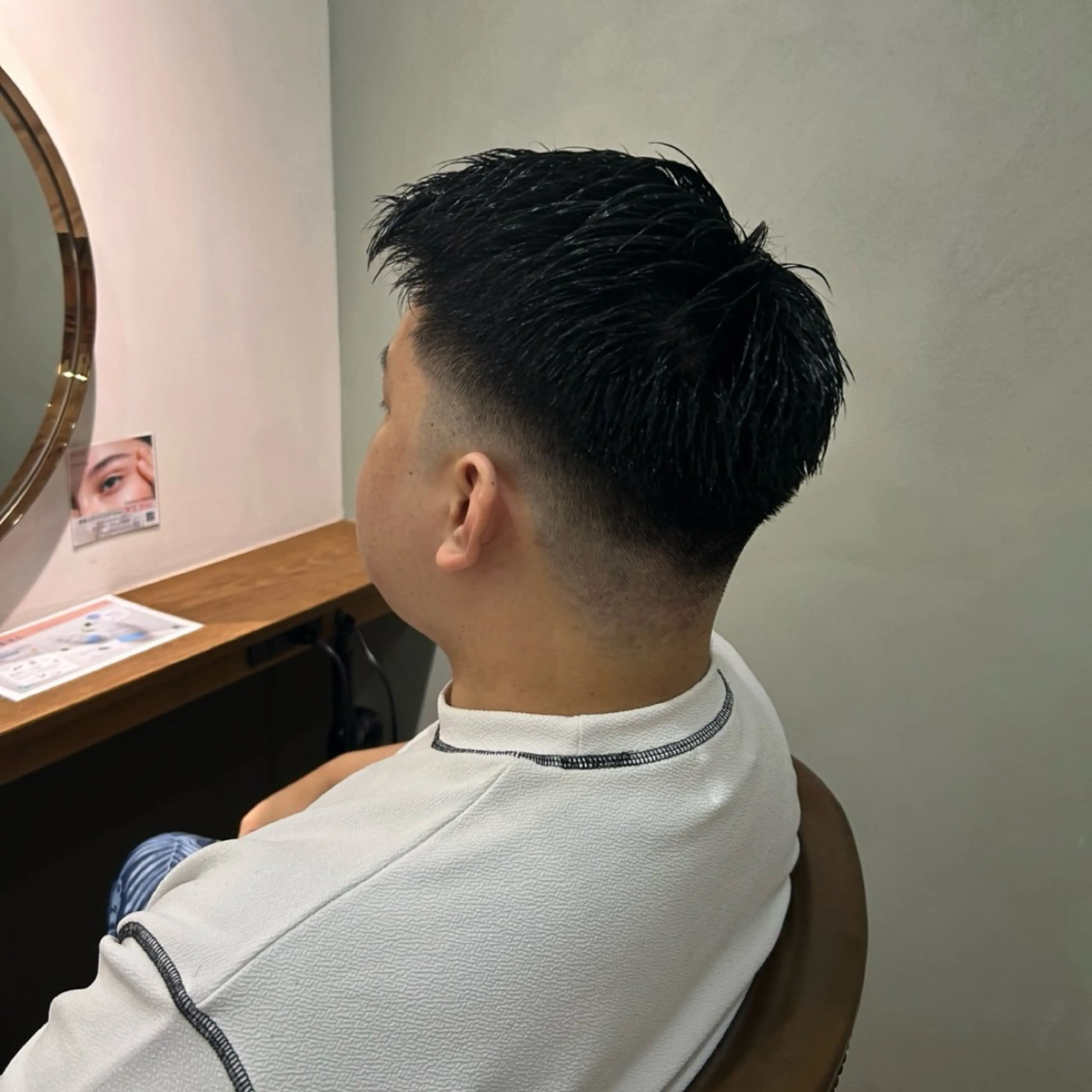 ショート メンズ フェードカット 刈り上げ 森本 愛華のヘアスタイル