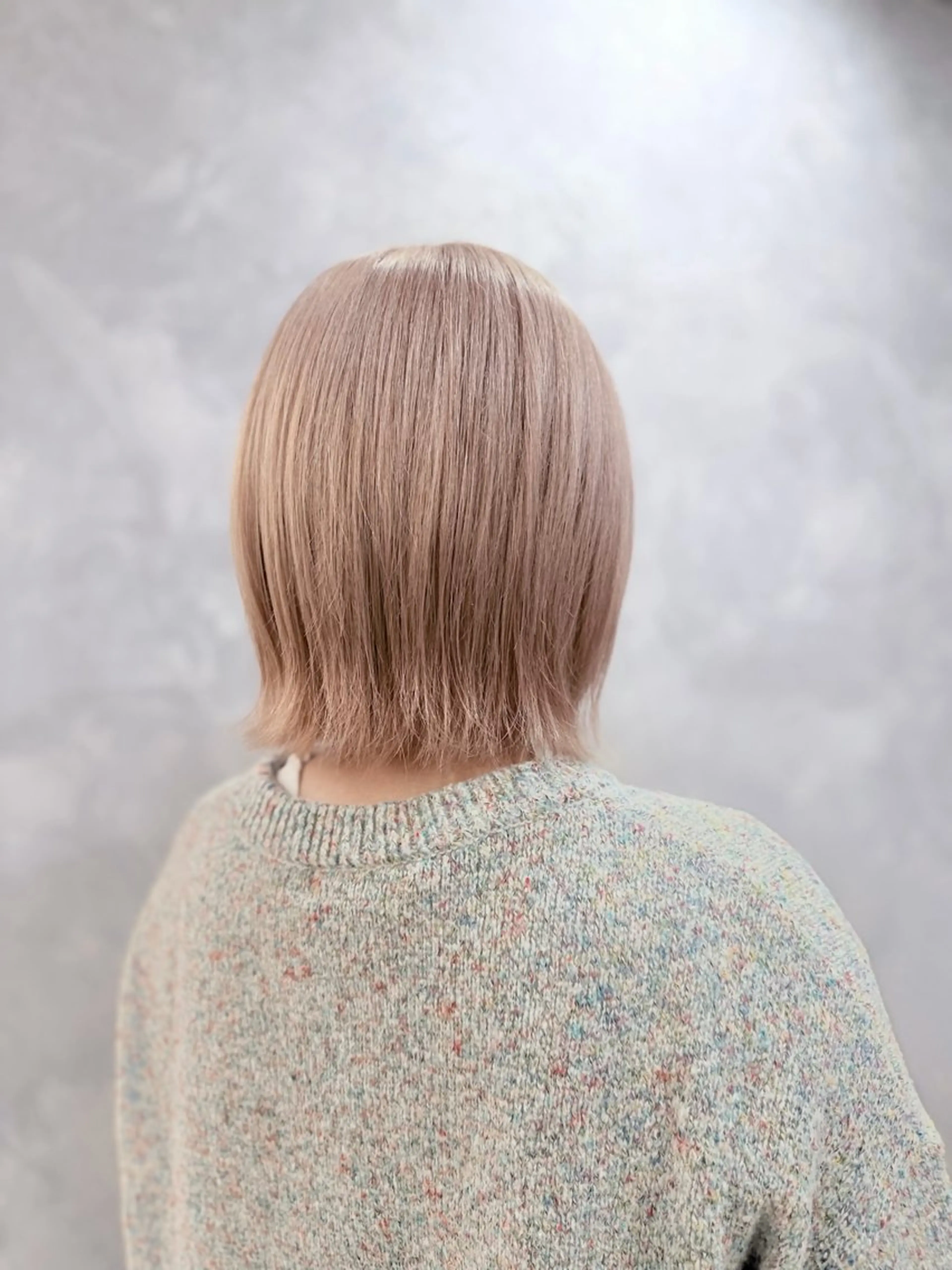 ショート カラー ヘアカラー encount by mahalo 千葉所属・加賀文乃/ハイトーン /艶カラー/派手髪のヘアスタイル