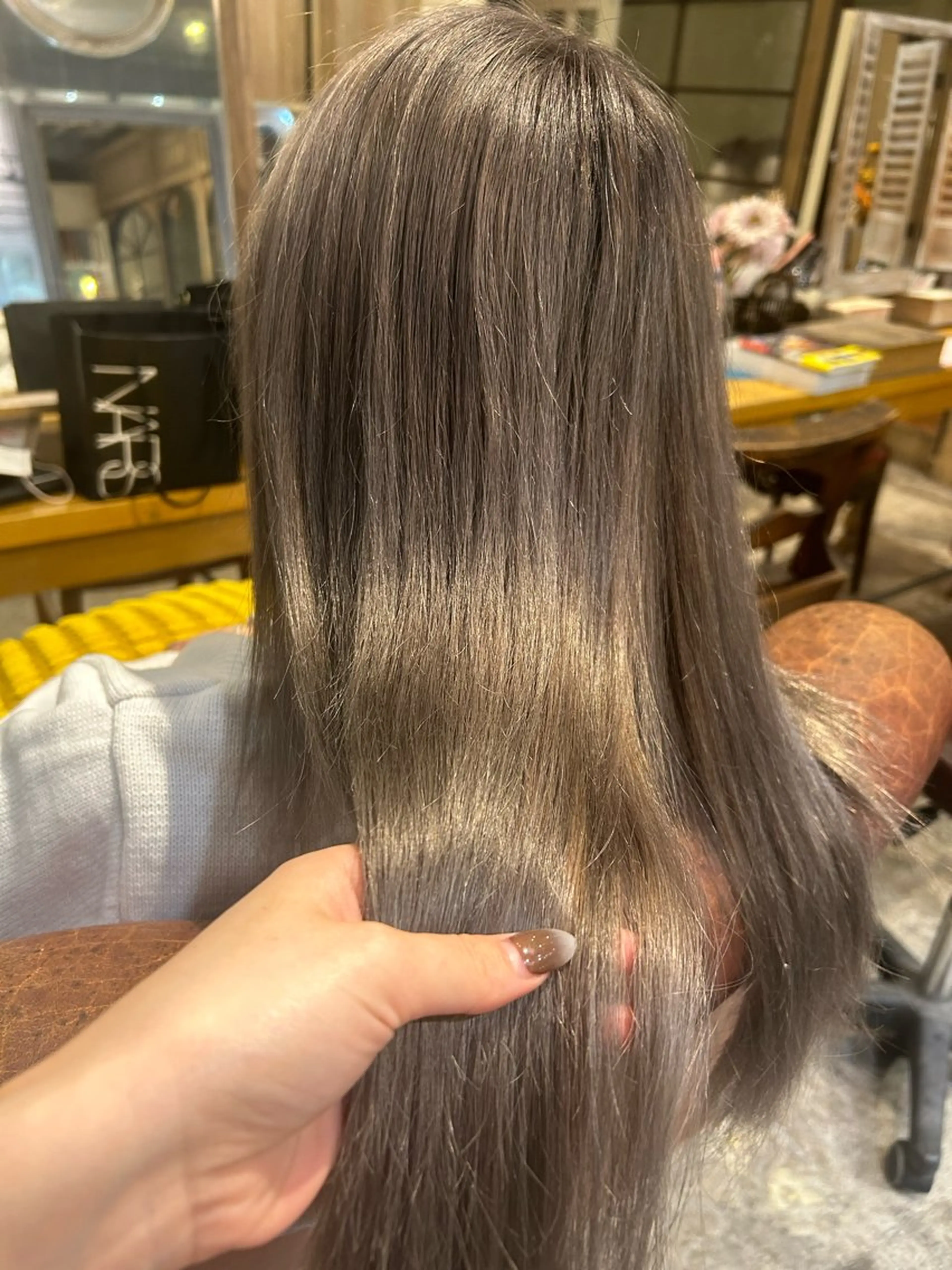 艶カラー✨+システムトリートメント🩵の写真