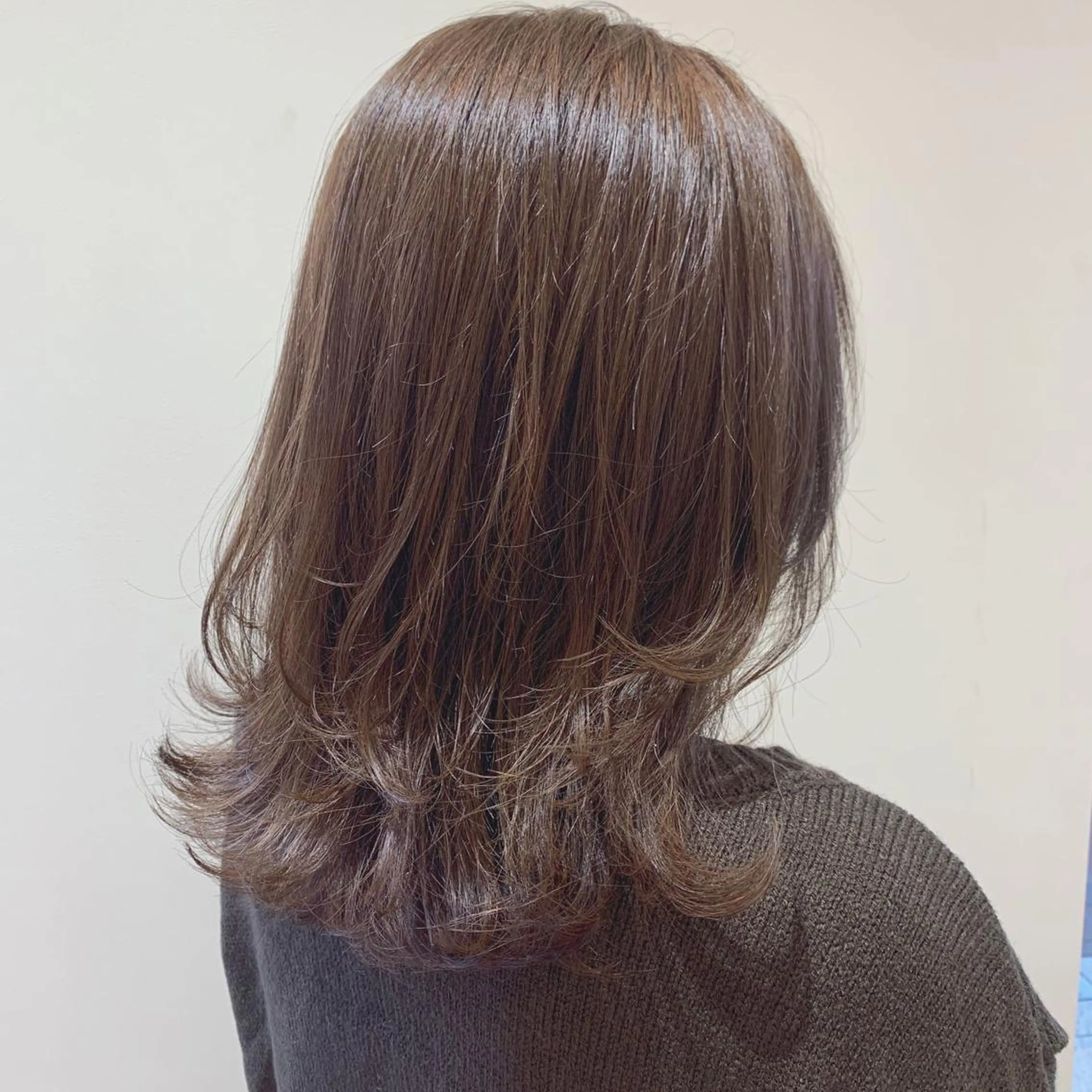 セミロング カラー カット ヘアカラー 🦋透明感カラー / 森脇　大登のヘアスタイル