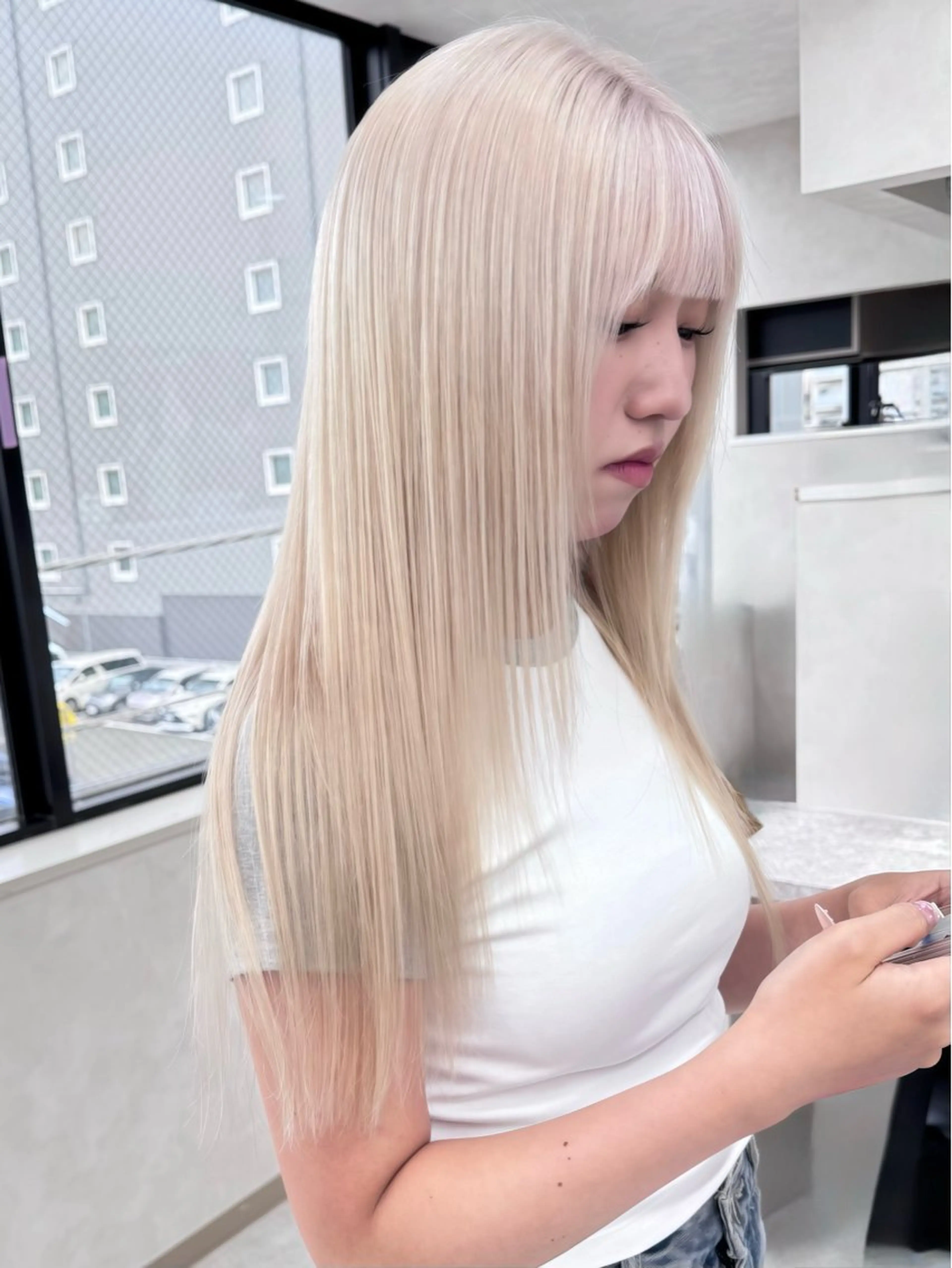 【ミニモ学割応援📣】２回ブリーチ&カラー&トリートメントダメージを最小限に透明感たっぷりのダブルカラー🩵の写真