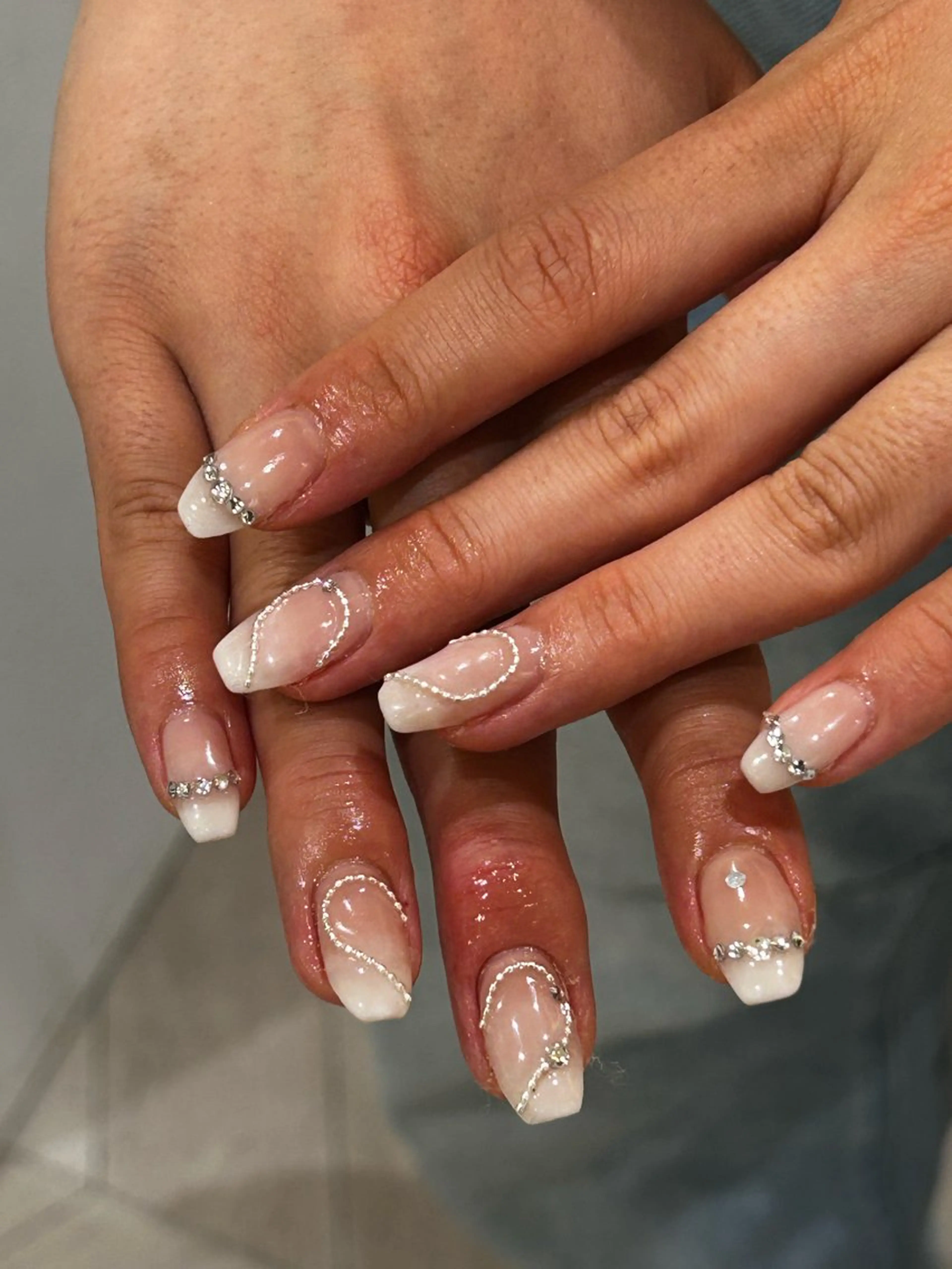 ネイル ꪆৎ平行アーチ ྀི ワカナの眉毛・アイブロウイメージ