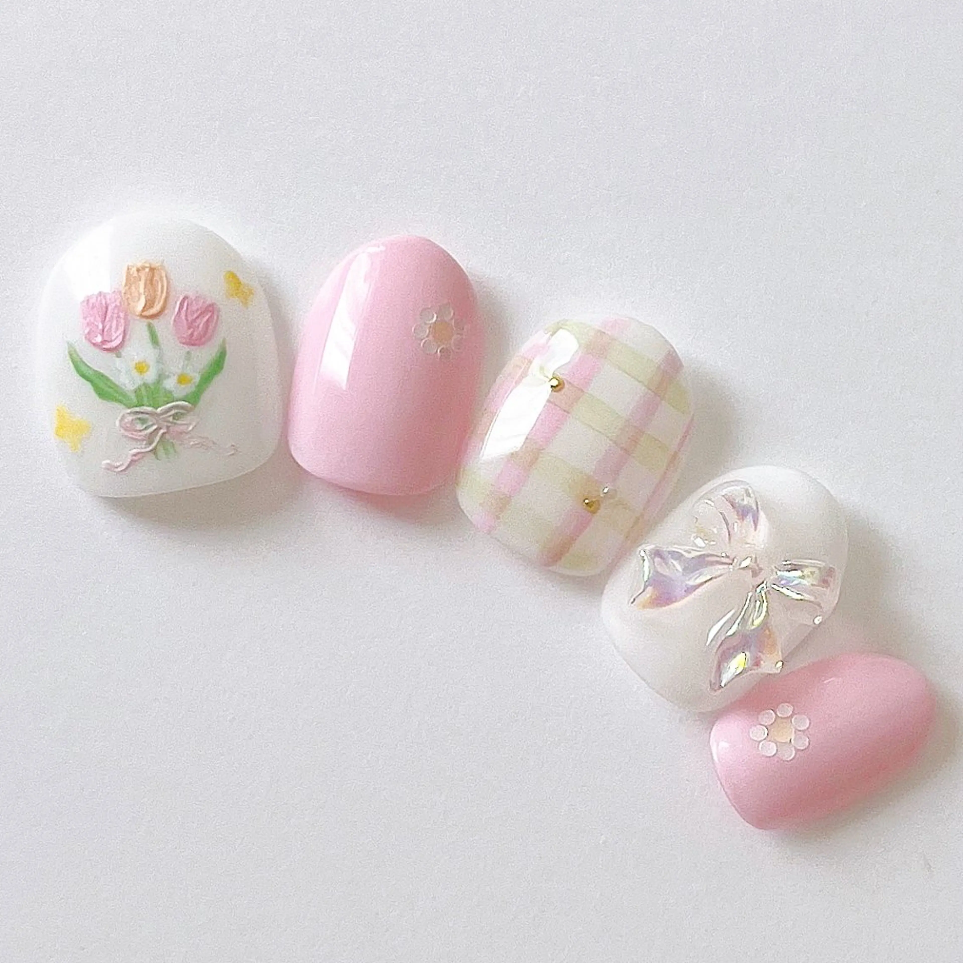 ネイル ハンドネイル いちごパフェ ゆいのネイルデザイン