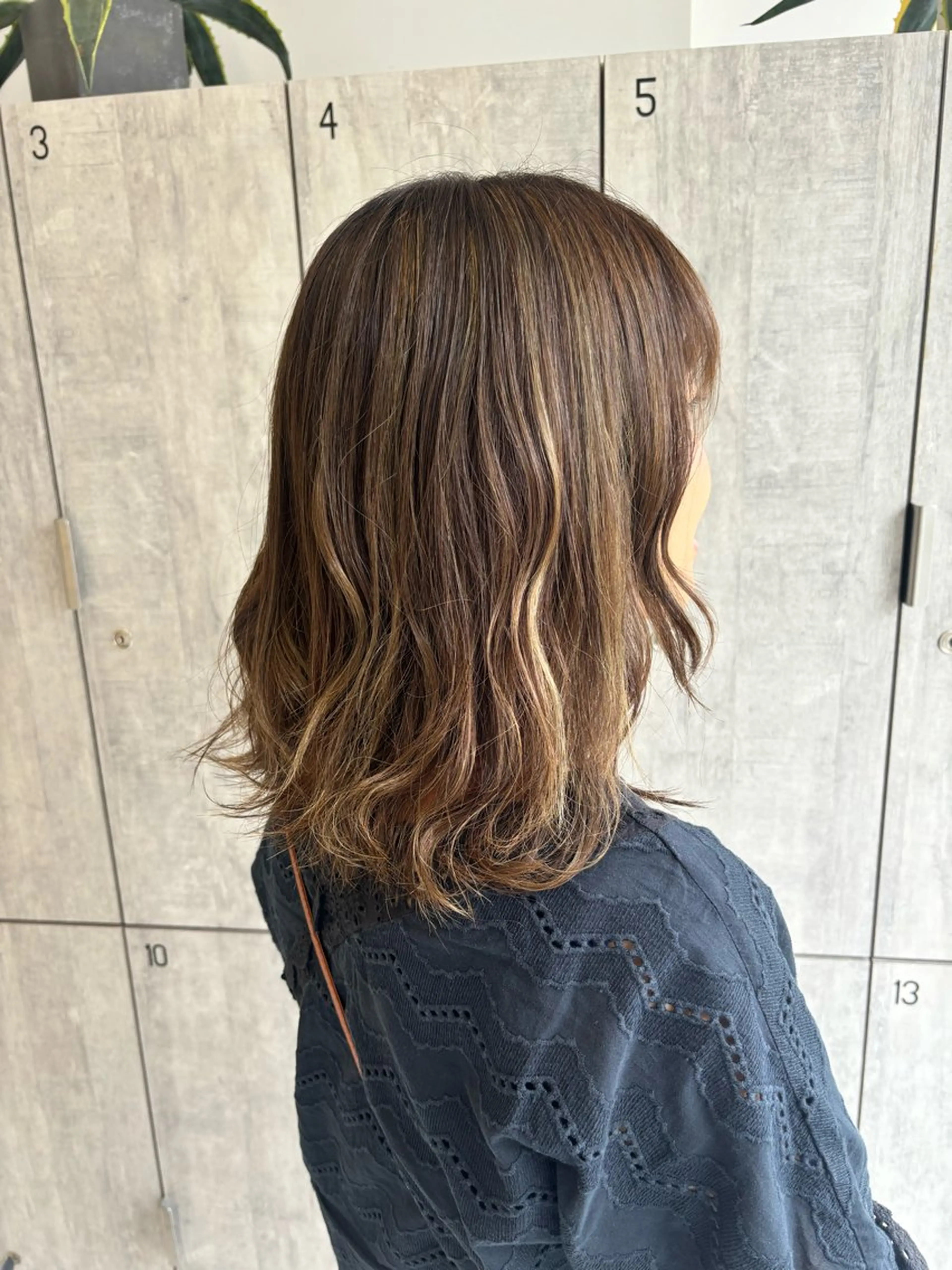 セミロング カラー Rina/似合う × なりたい、叶えます。のヘアスタイル