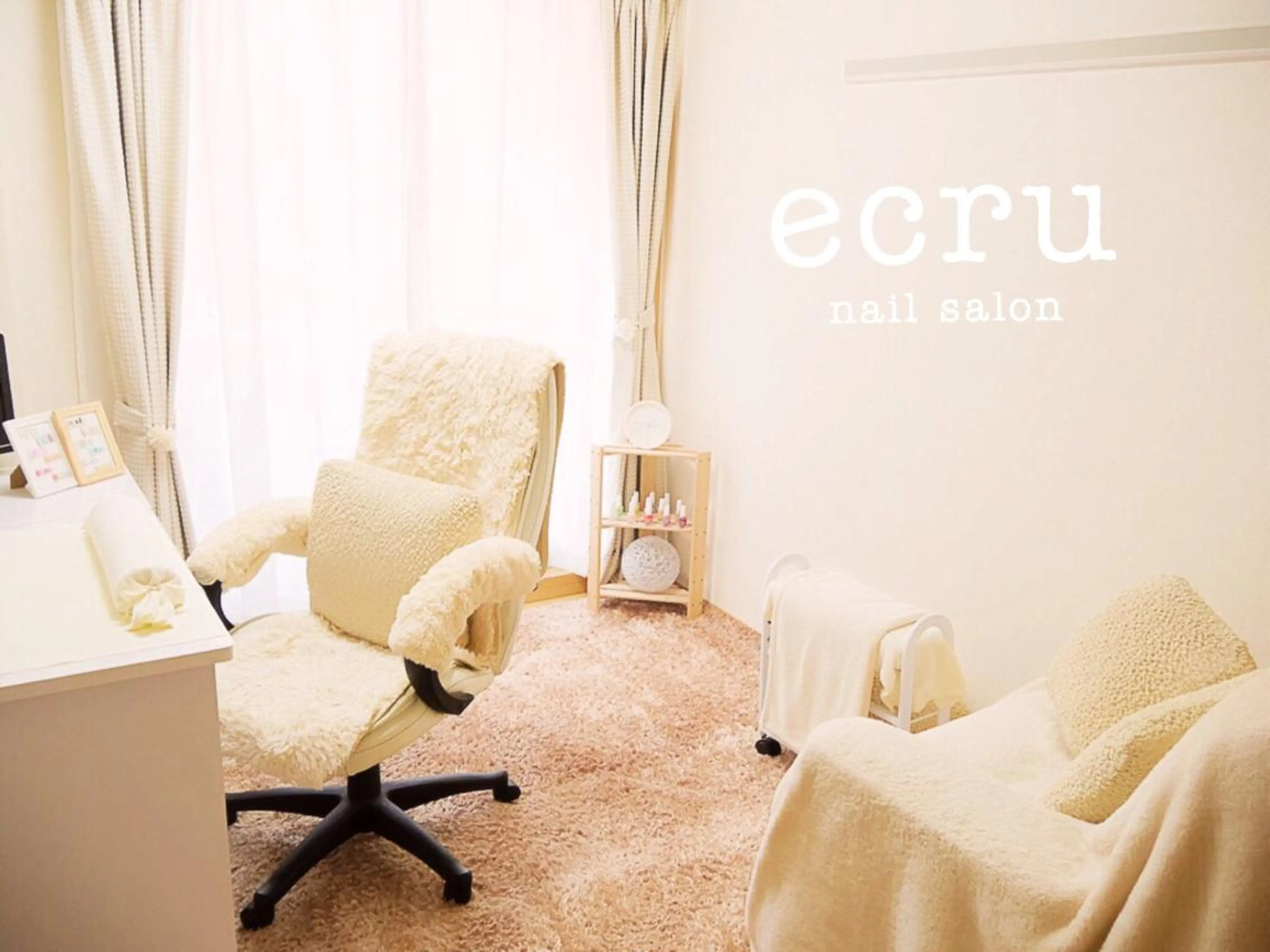 ネイル ecru nail salon所属・ecru nail 長谷川まきのネイルデザイン