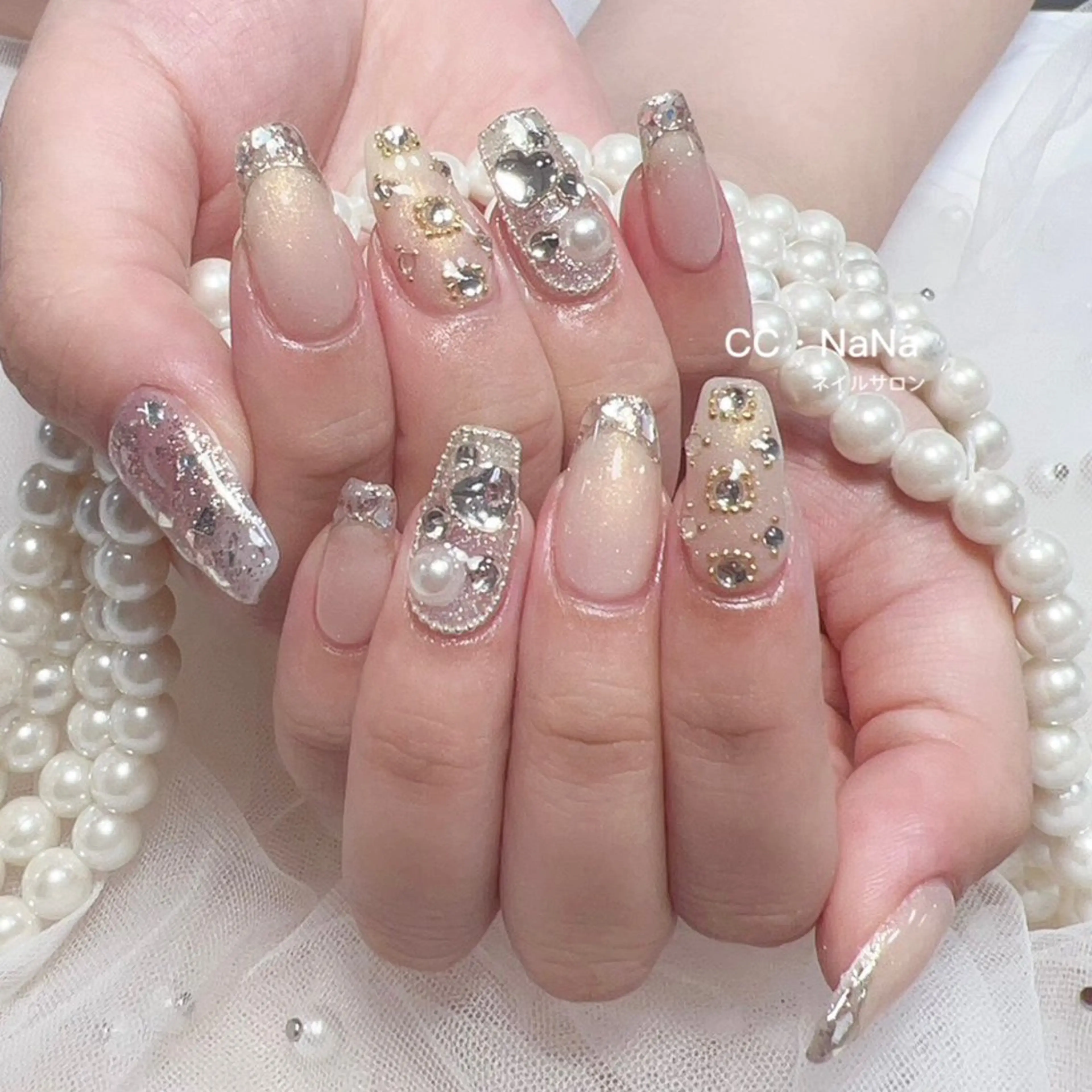 ネイル チークネイル フラッシュネイル ハート キラキラネイル 韓国ネイル ハンドネイル 💎CC・NaNa 韓国風ネイル🌙Cのネイルデザイン