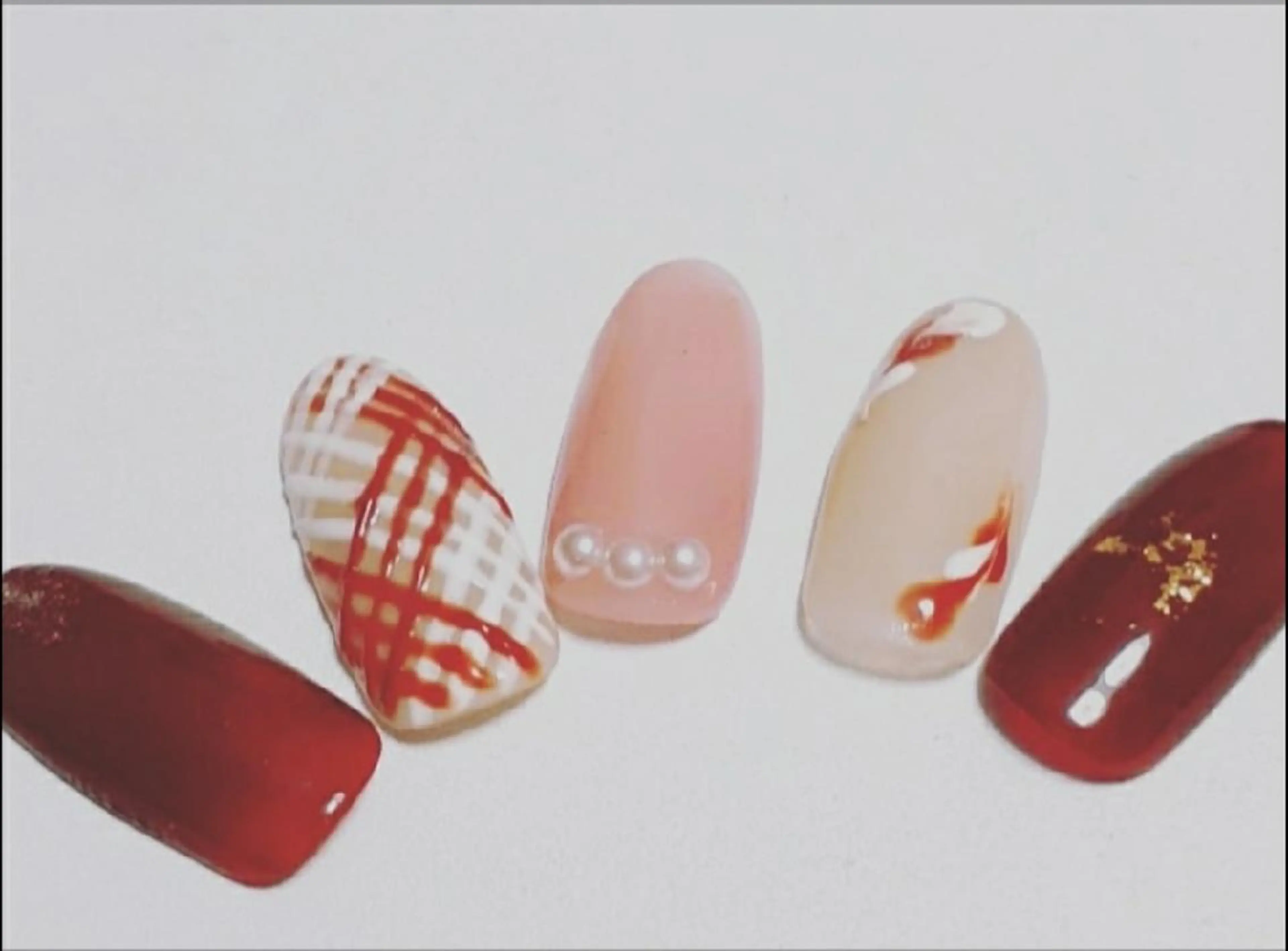 ネイル 鈴木 憂維のネイルデザイン