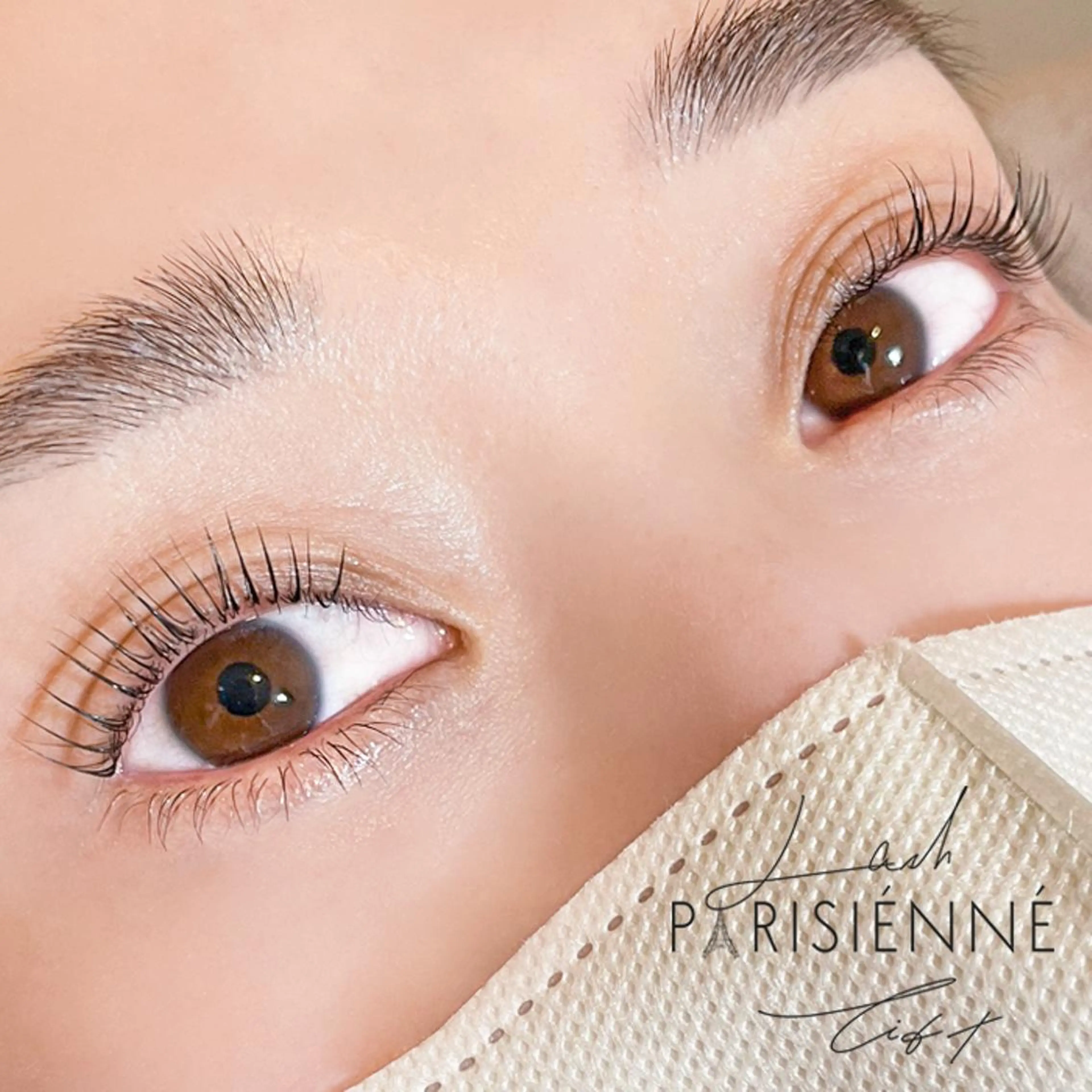 マツエク・マツパ パリジェンヌラッシュリフト Emina. Nのマツエク・マツパデザイン