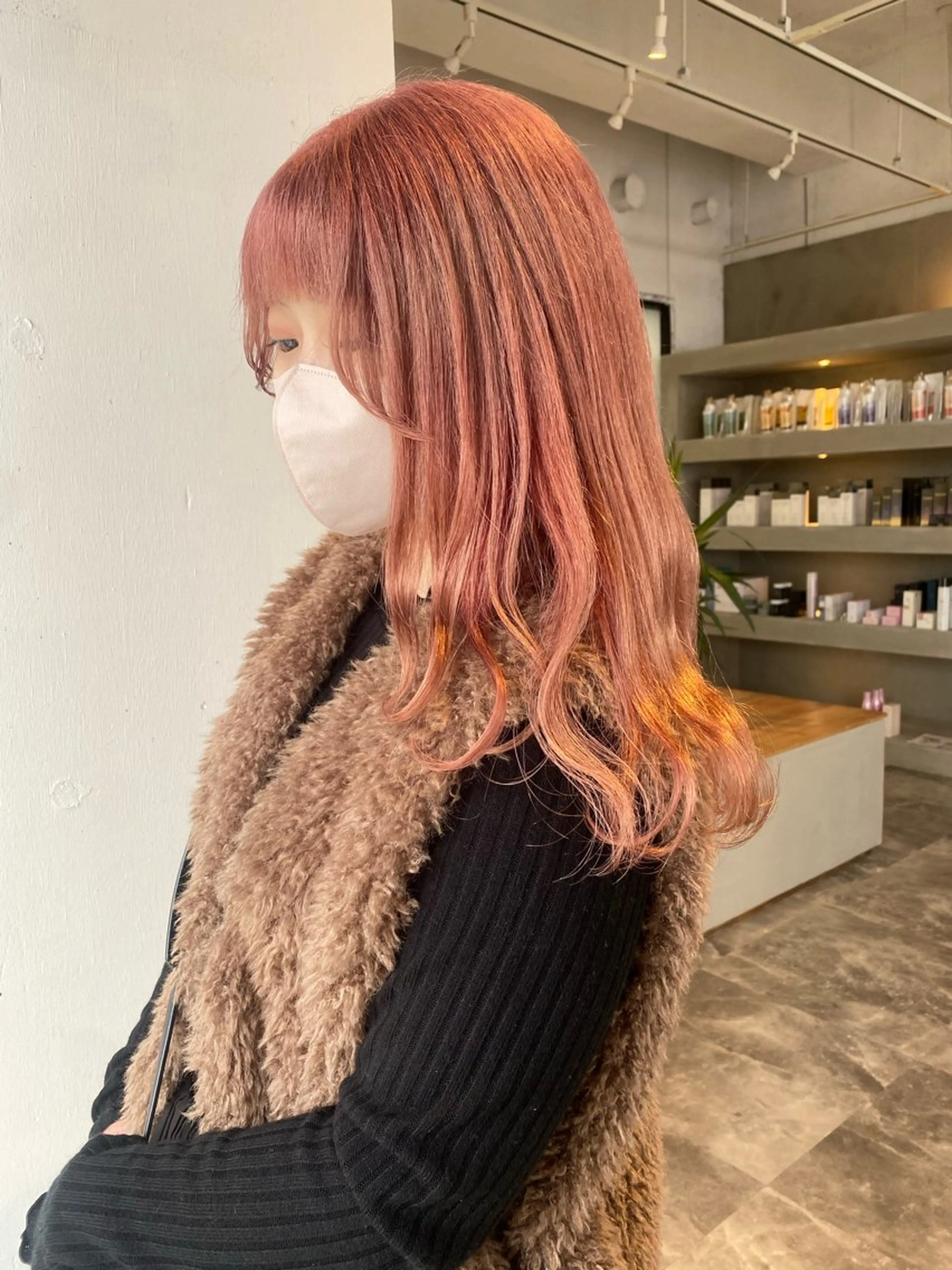 ロング ヘアカラー 韓国ヘア特化 💟 ララア 💟のヘアスタイル