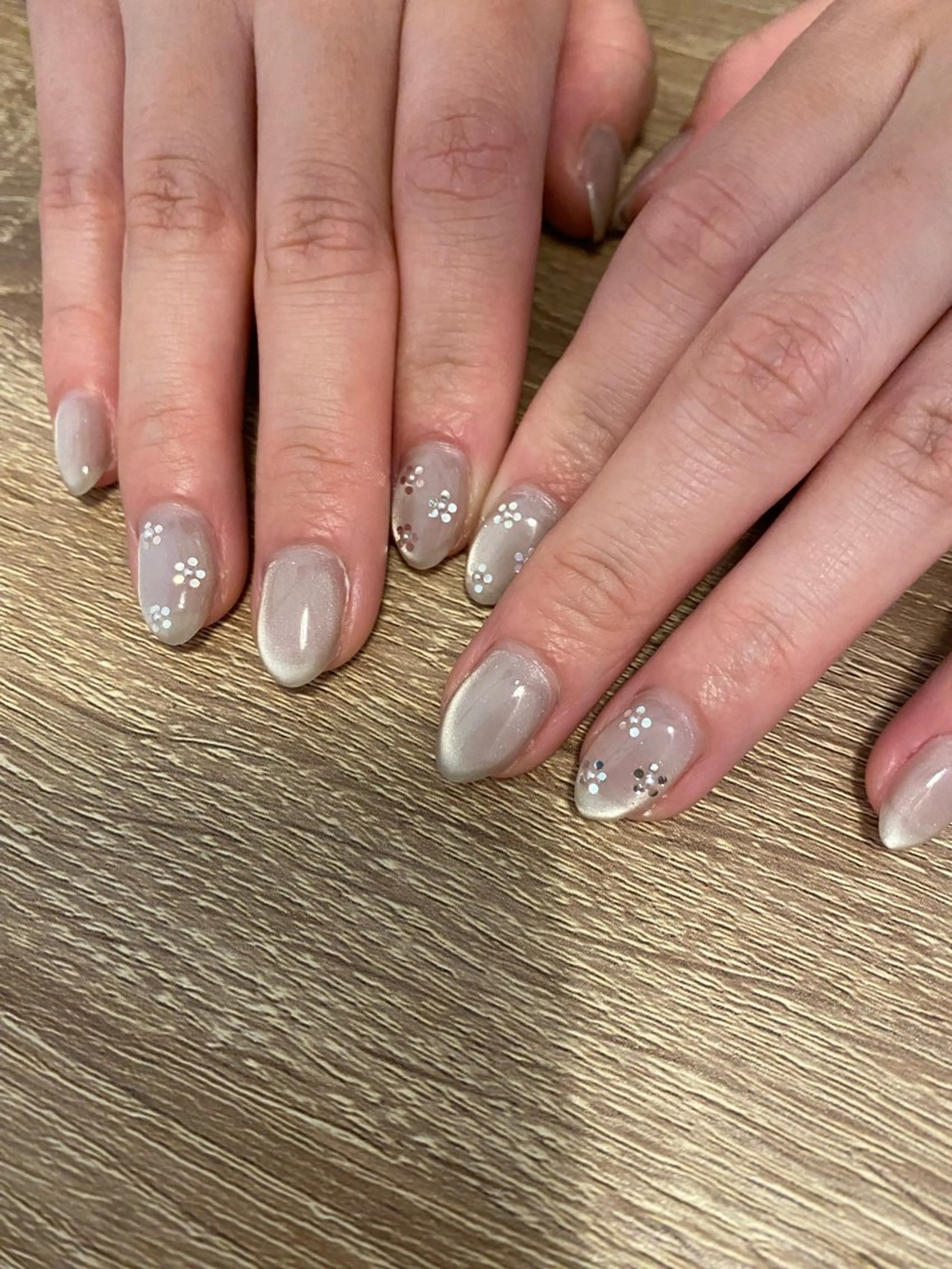 ネイル マグネットネイル ワンカラーネイル ZIA所属・小林 優花のネイルデザイン