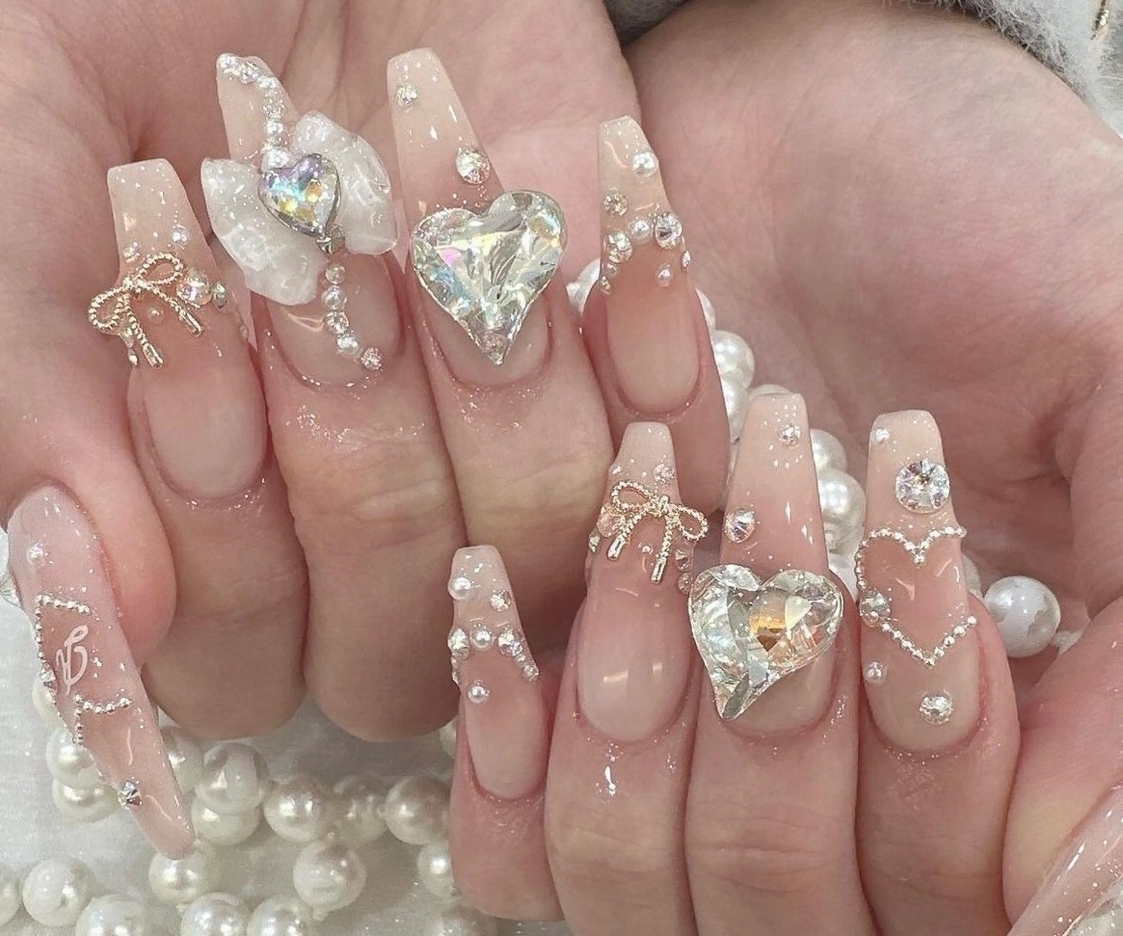 ネイル オーロラネイル チークネイル 長さ出し フットネイル フレンチネイル Lee Nailsのネイルデザイン