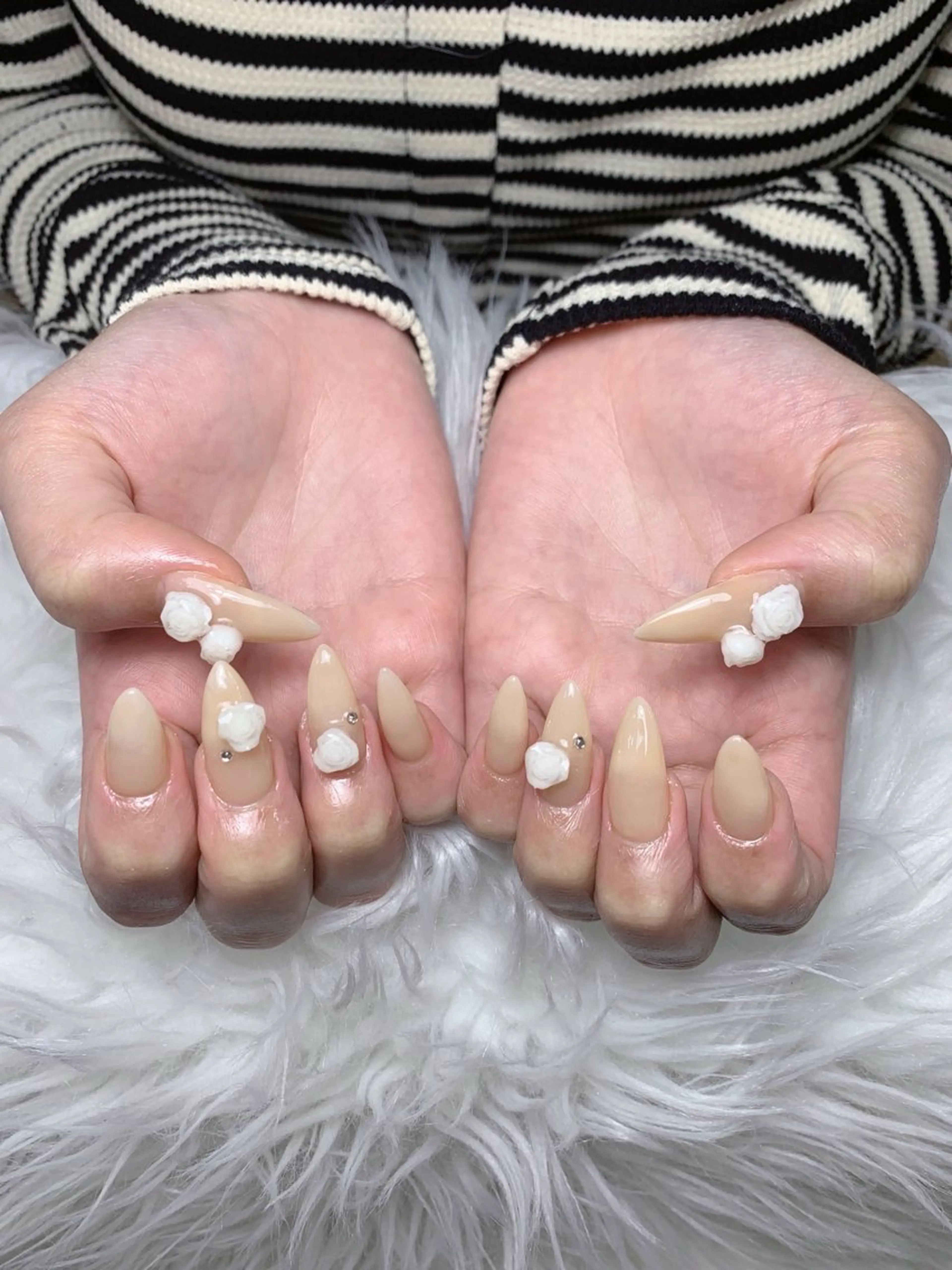 ネイル アートネイル ジェルネイル マグネットネイル ニュアンスネイル シンプルネイル ハンドネイル Ryunail所属・Ryu Nail NekoChanのネイルデザイン