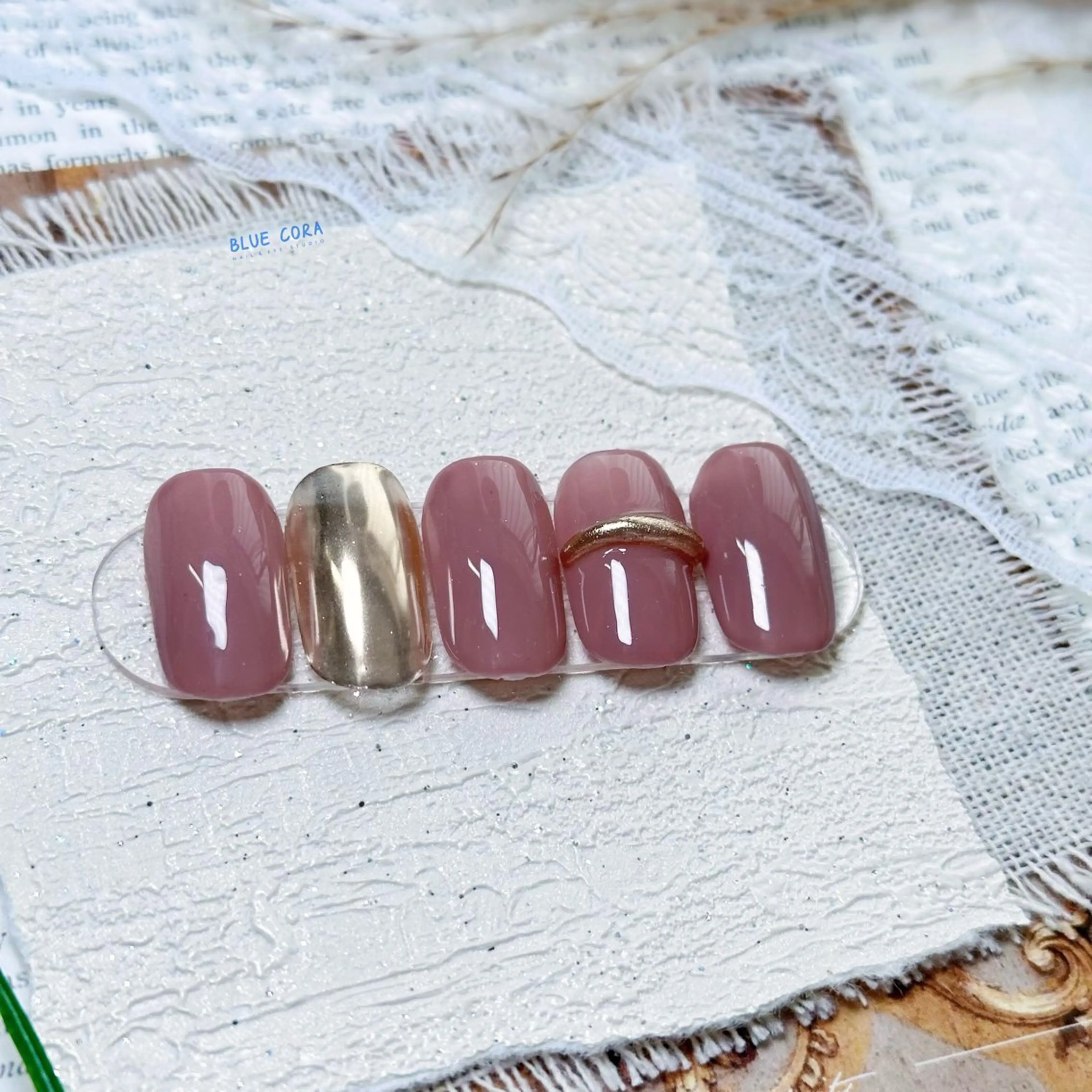 ネイル クリアネイル ミラーネイル ハンドネイル ハンドケア BLUE CORA所属・BLUE CORAのネイルデザイン