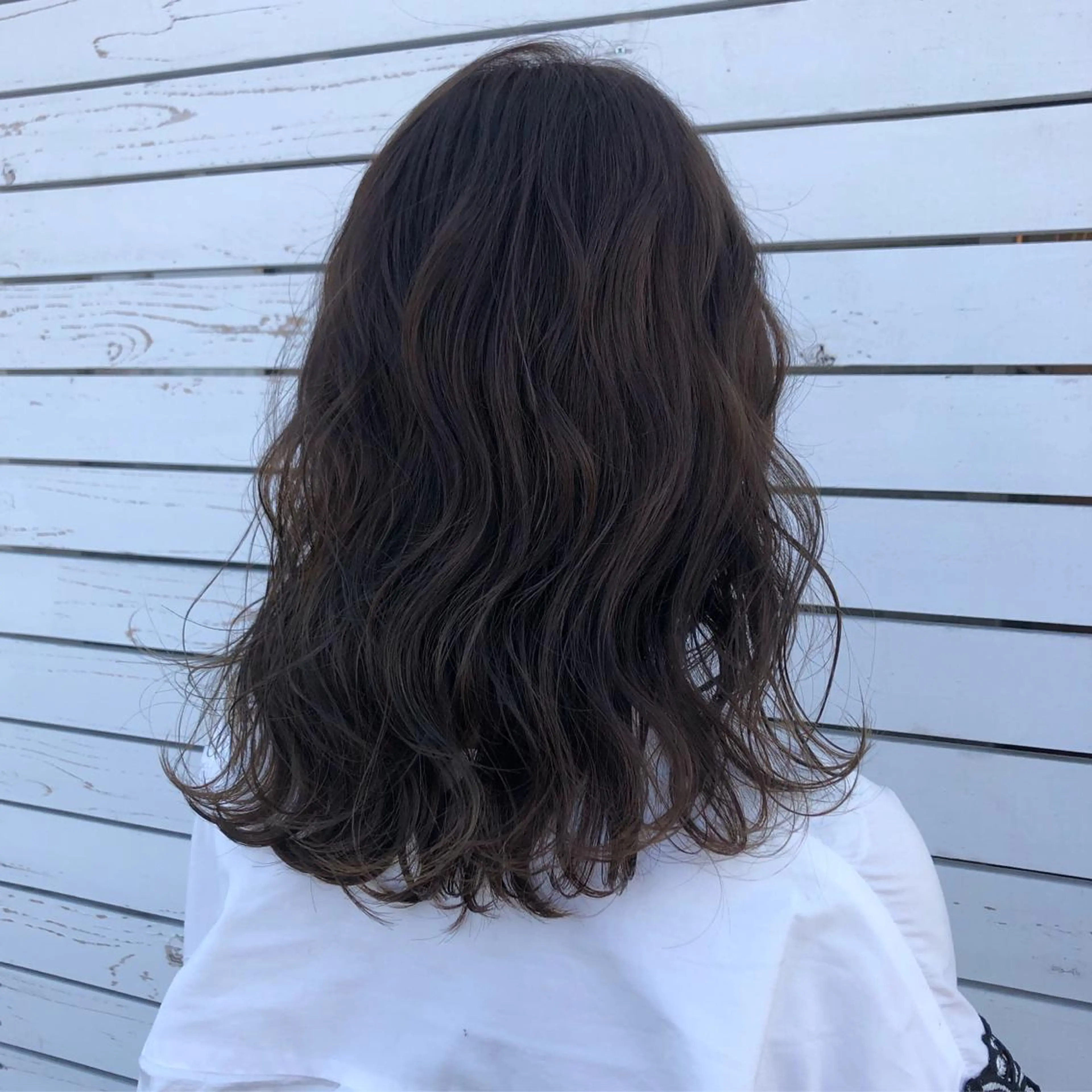 セミロング カラー CREAPY所属・日向野 利菜のヘアスタイル