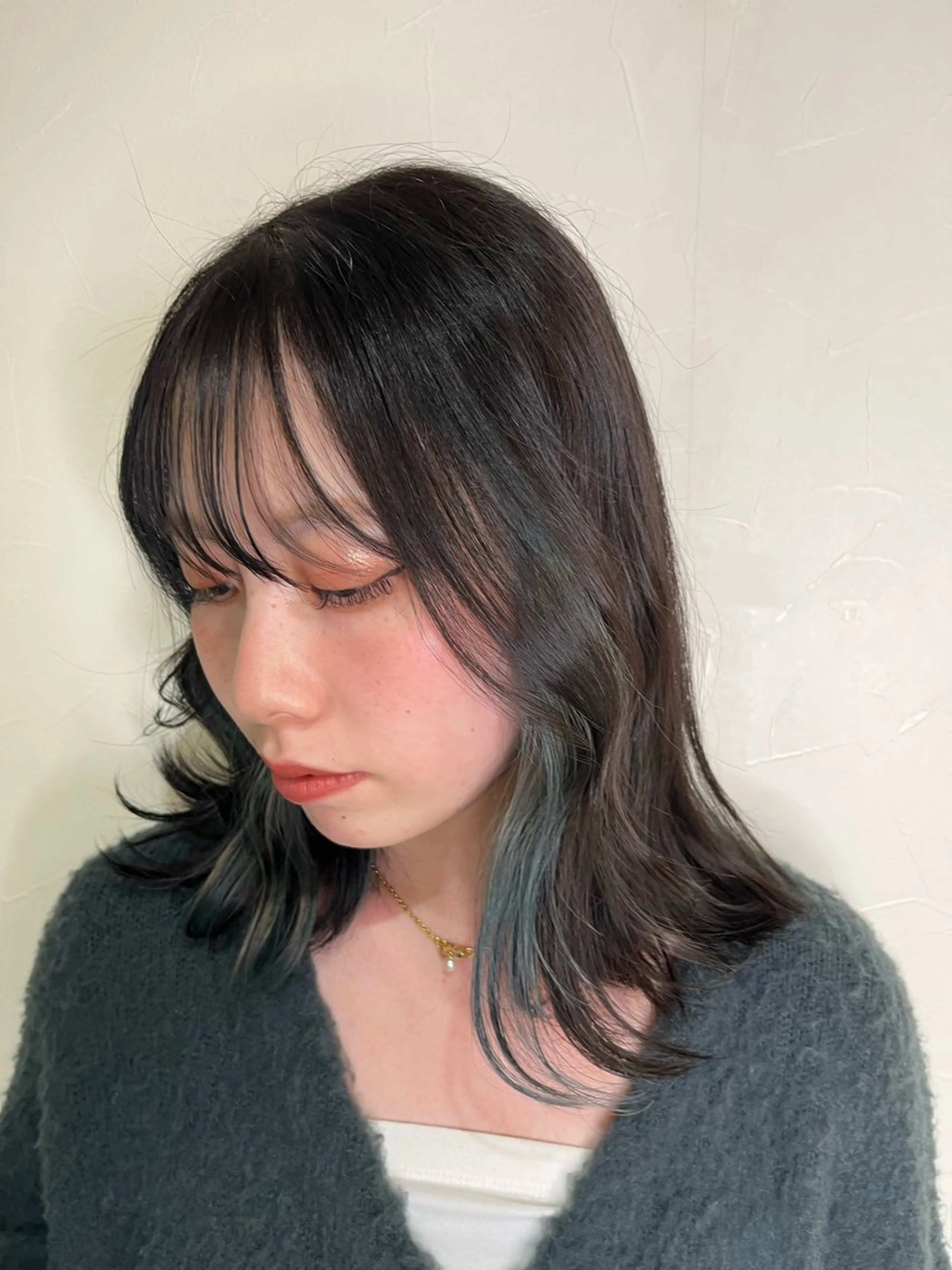 カラー films所属・AYA/films 韓国/レイヤー／ボブのヘアスタイル