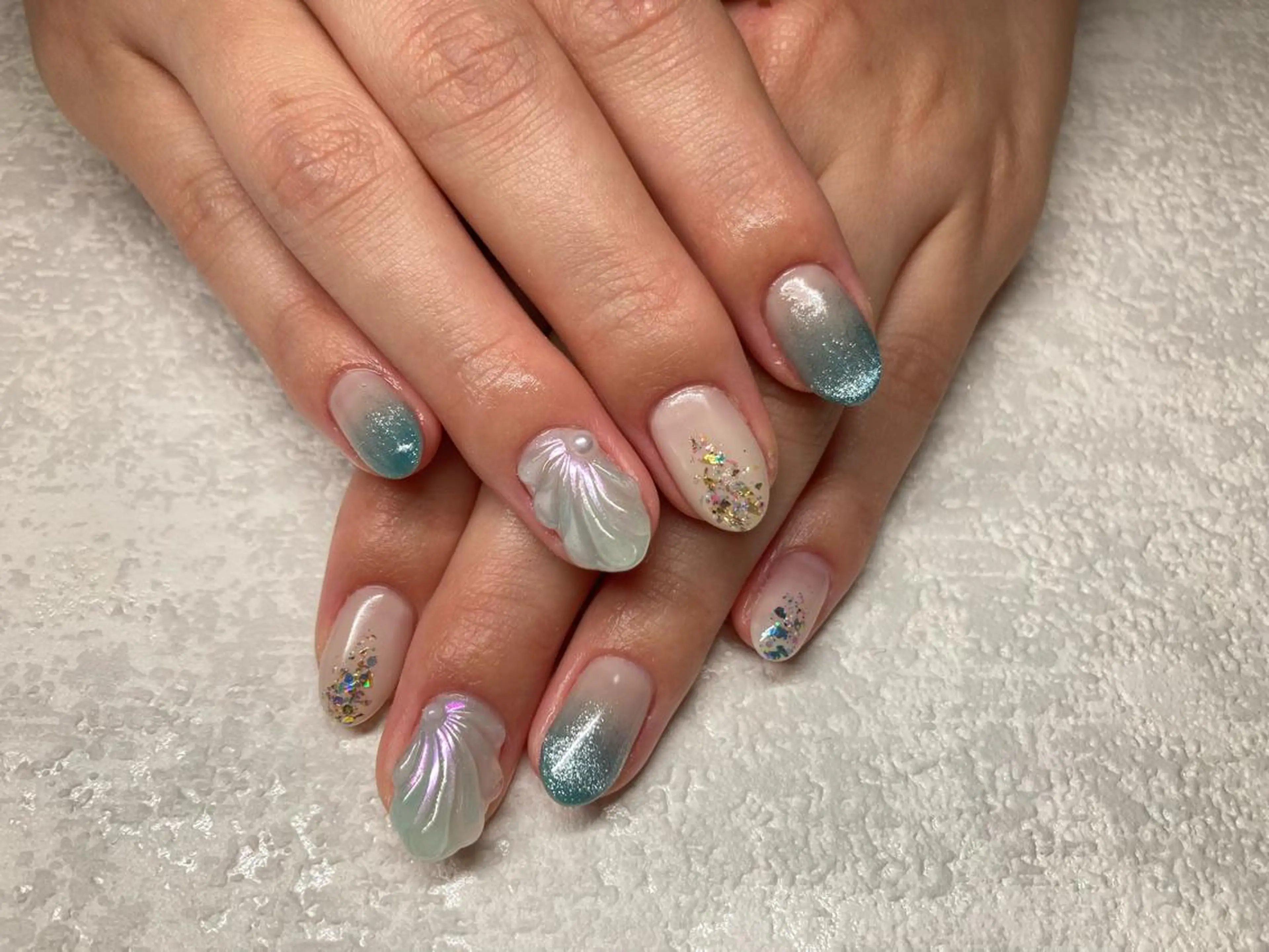 ネイル アートネイル オーロラネイル Lisa’s Salonのネイルデザイン