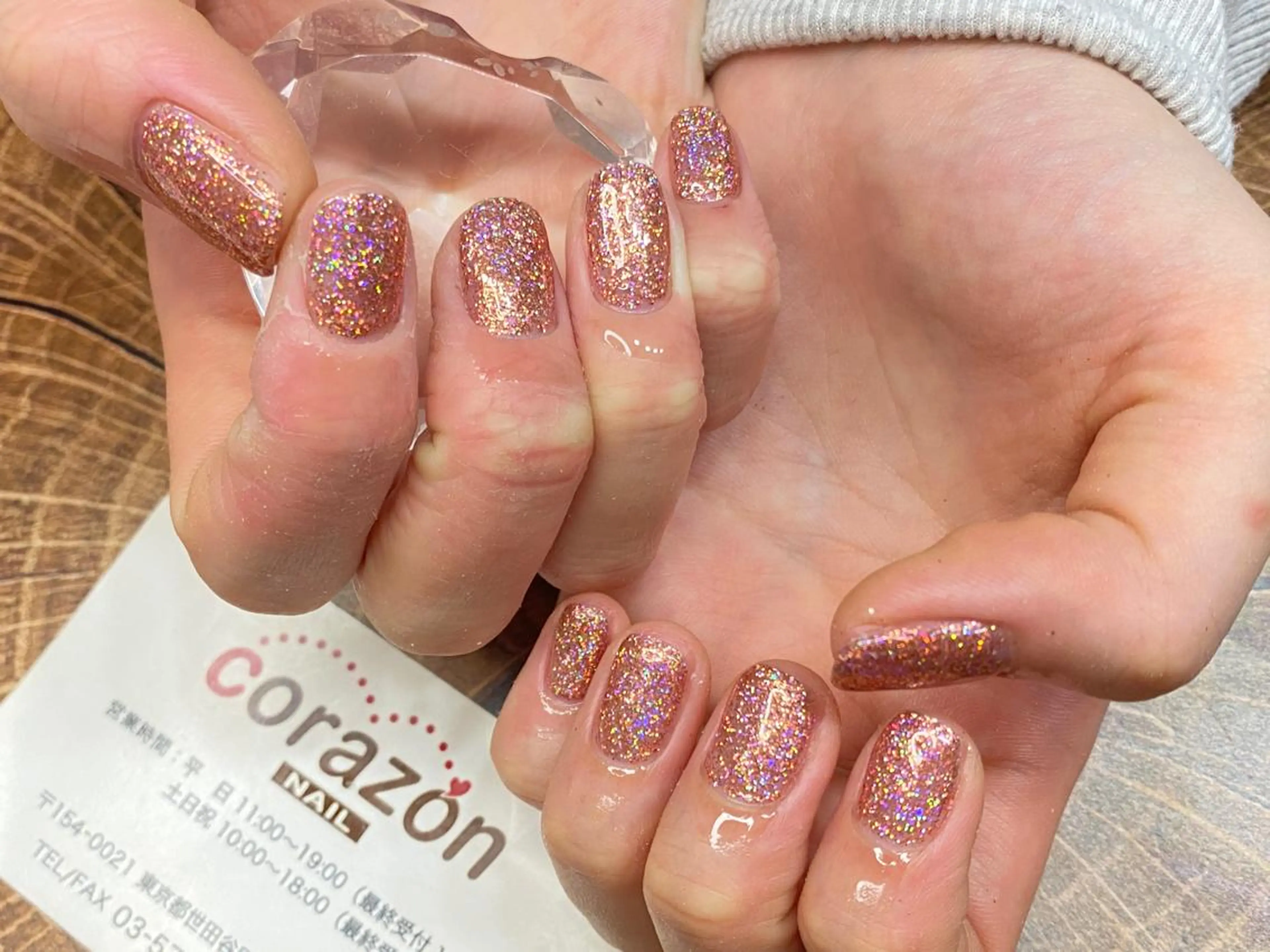 ネイル オーロラネイル ジェルネイル ラメ(グリッター) ワンカラーネイル ピンク ハンドネイル corazon所属・ネイリスト aicoのネイルデザイン