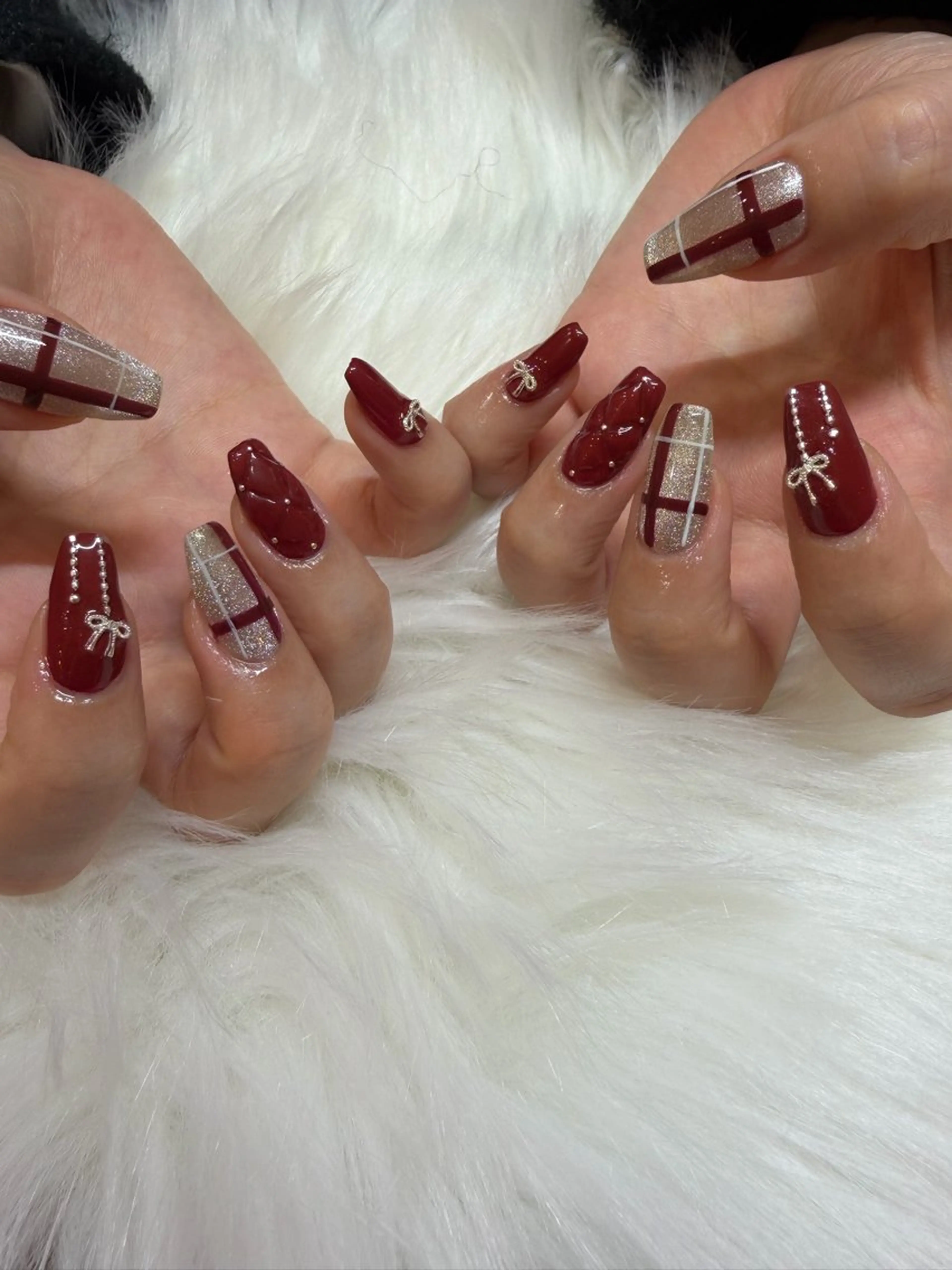 セミロング She Nail studio原宿店所属・akari原宿 プライベートサロンのネイルデザイン