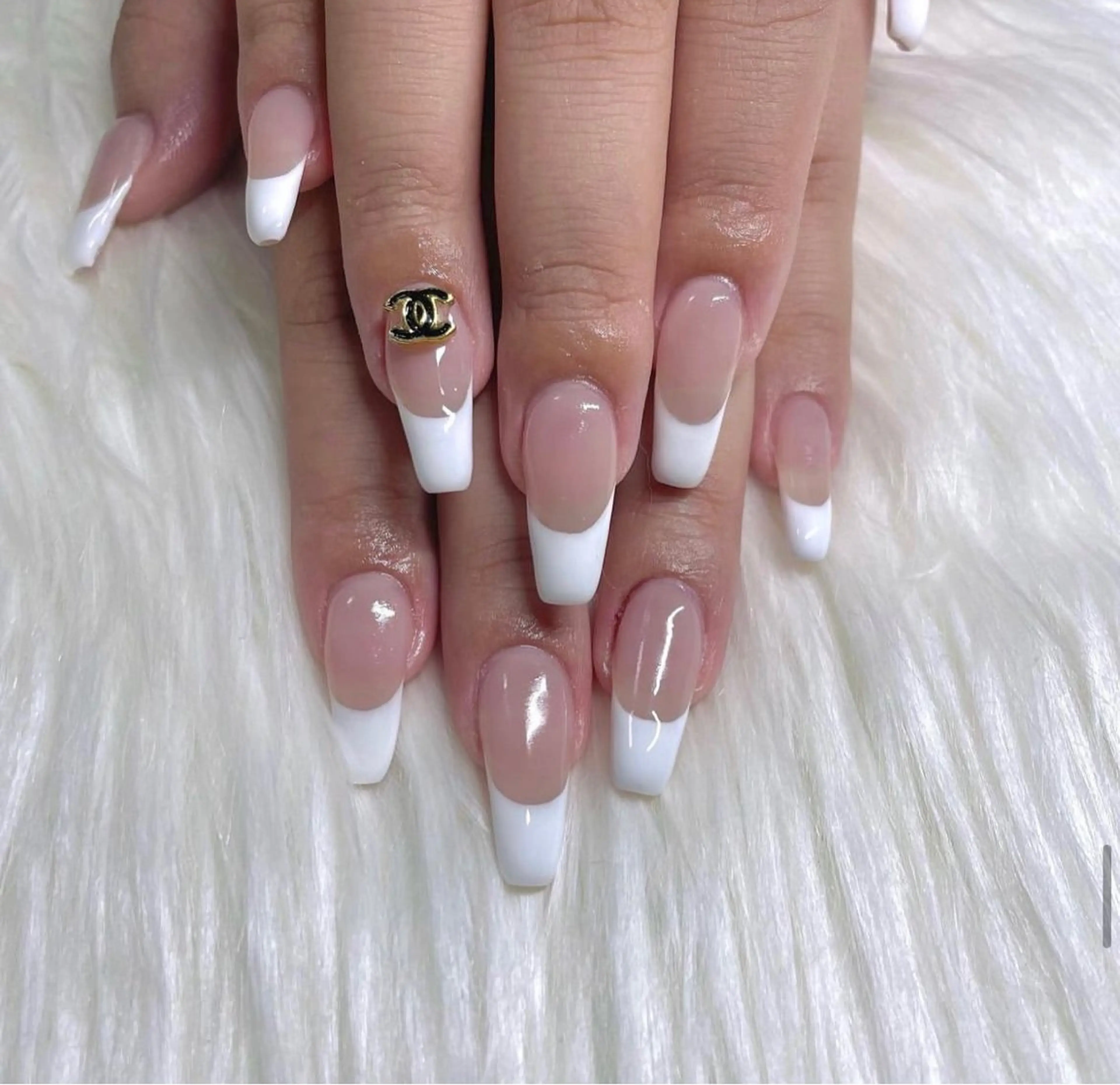 ネイル ハンドネイル Sii nail 🤍SAKIのネイルデザイン