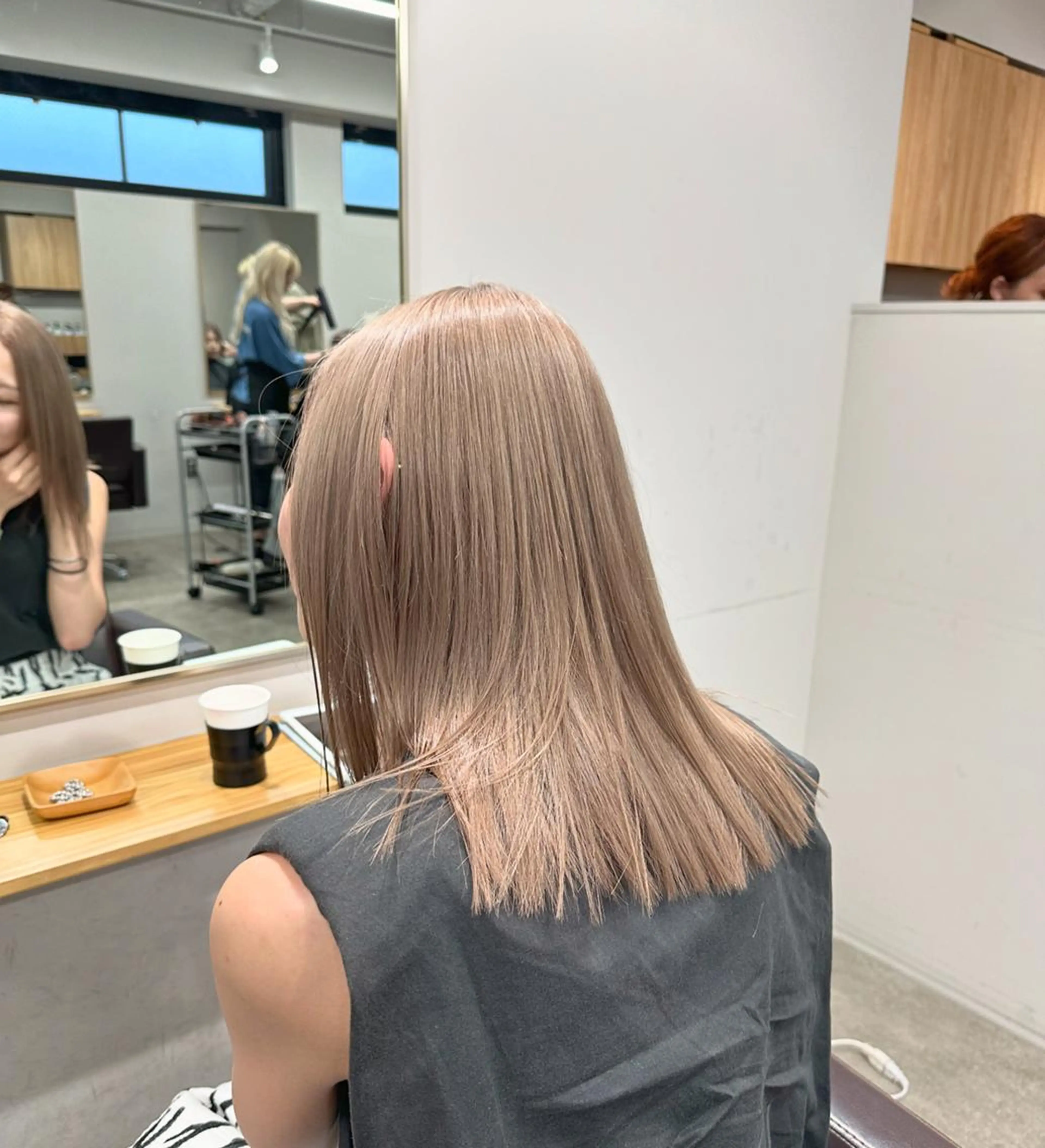 ミディアム カラー ✨【公式】 juhl.横浜✨のヘアスタイル