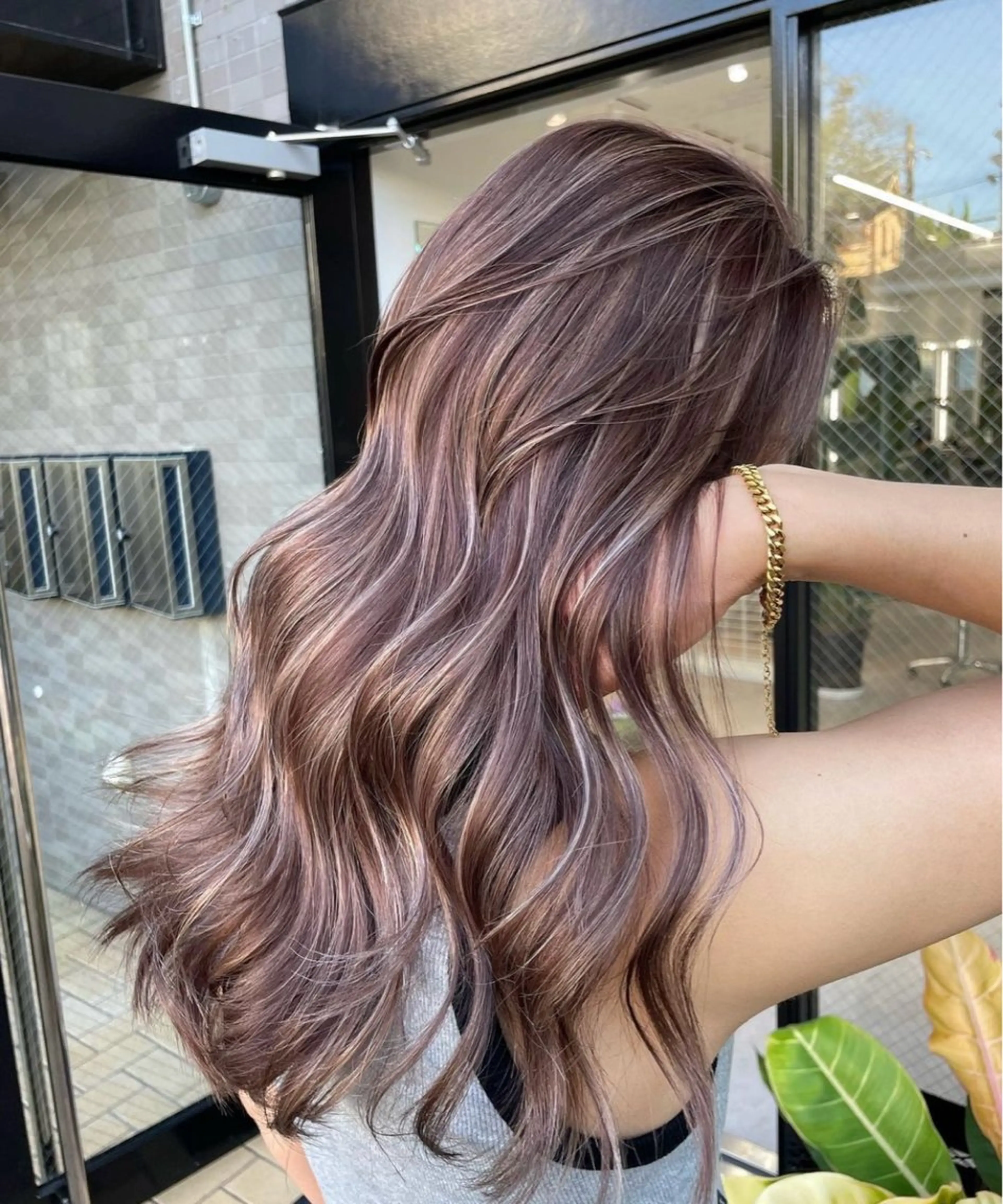 💖【haruオリジナル✨ダメージレス】💖白髪ぼかしハイライト💖の写真