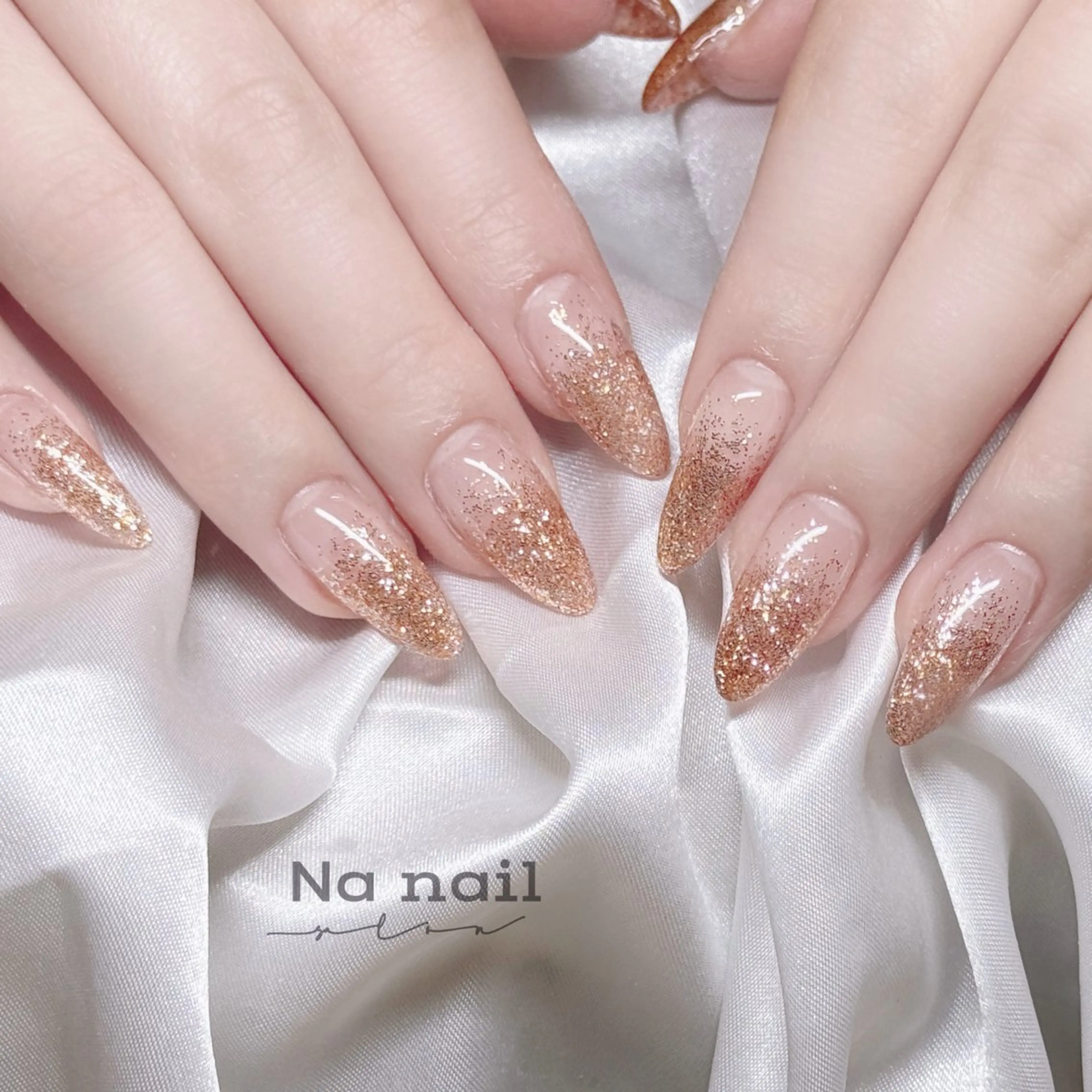 ネイル チークネイル フラッシュネイル フレンチネイル ジェルネイル グラデーション ハンドネイル CC Nail 高田馬場のネイルデザイン