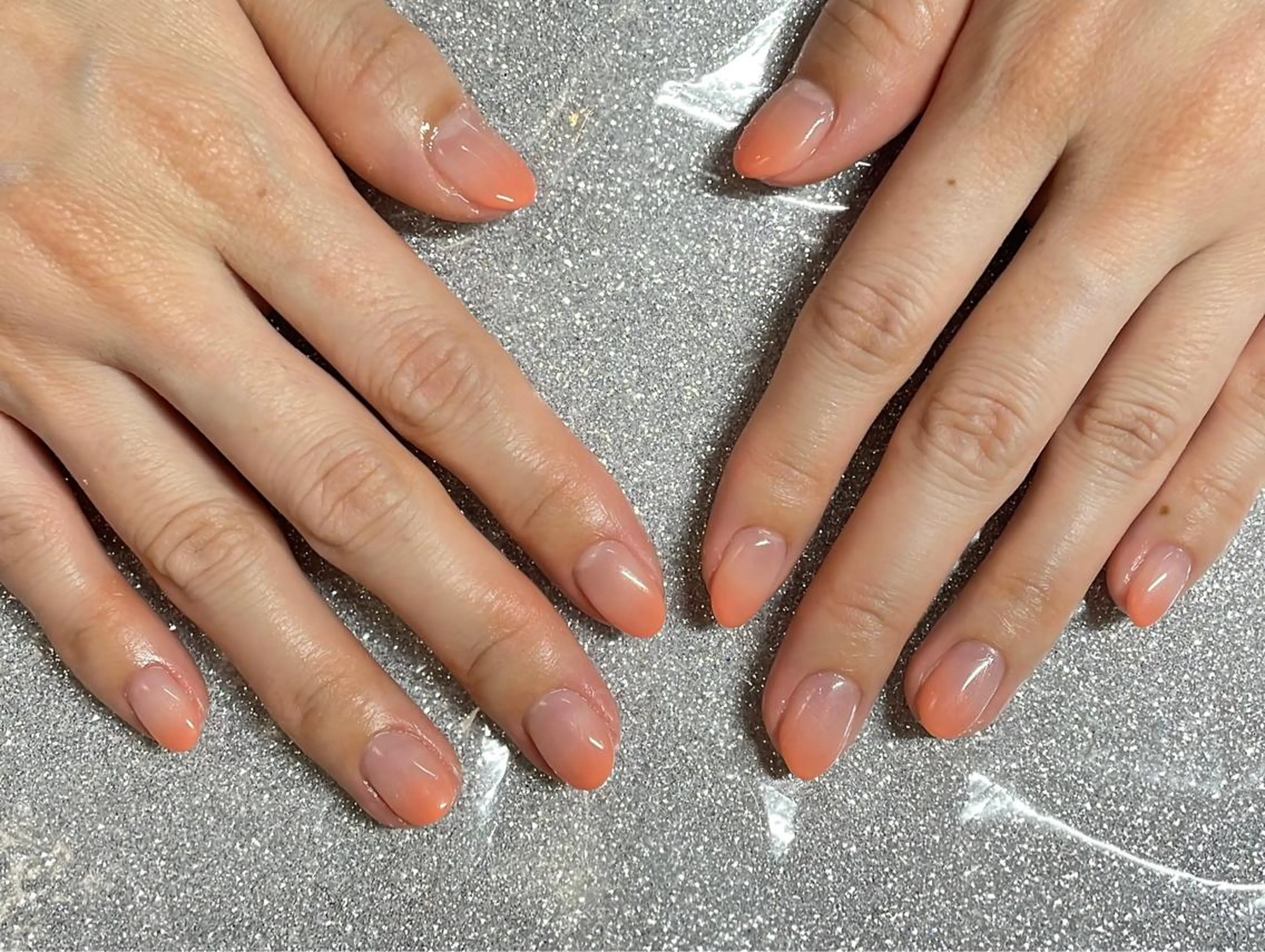 ネイル VIERU 🌈🎀💖のネイルデザイン