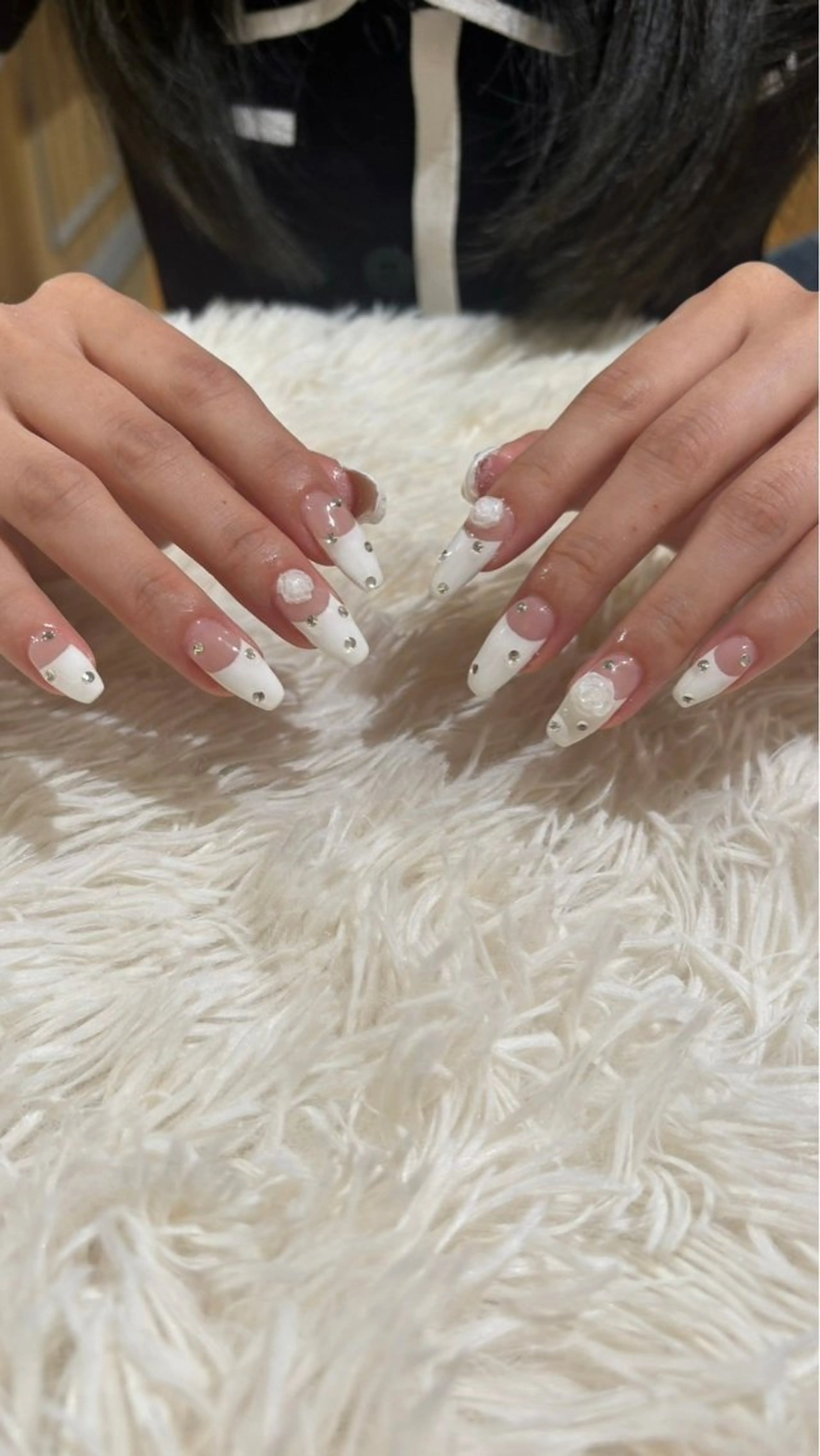 ネイル ハンドネイル 🤍 YUI 🤍のネイルデザイン