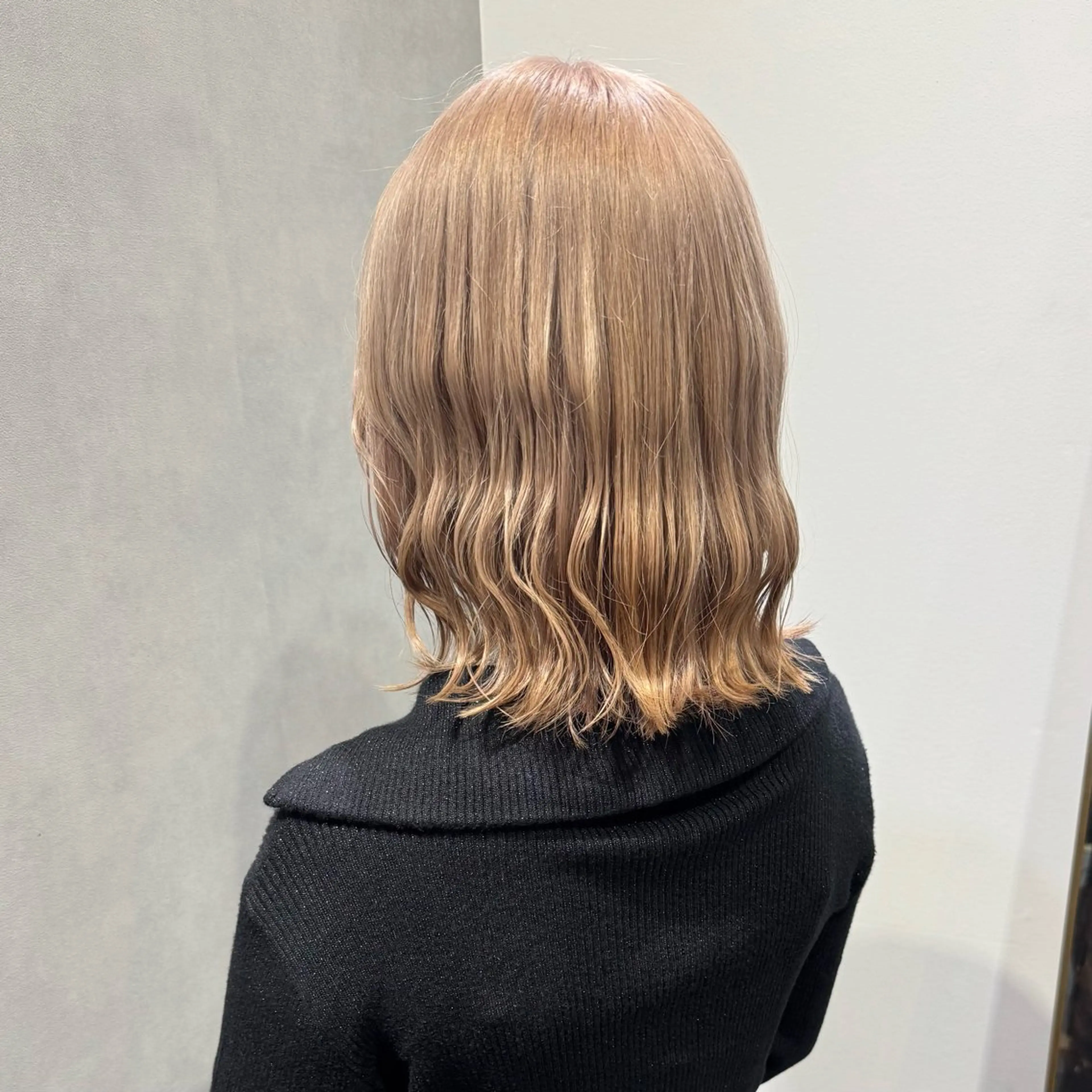 ミディアム カラー 暖色カラー/ブリーチ 🎀オビツメイ🎀のヘアスタイル