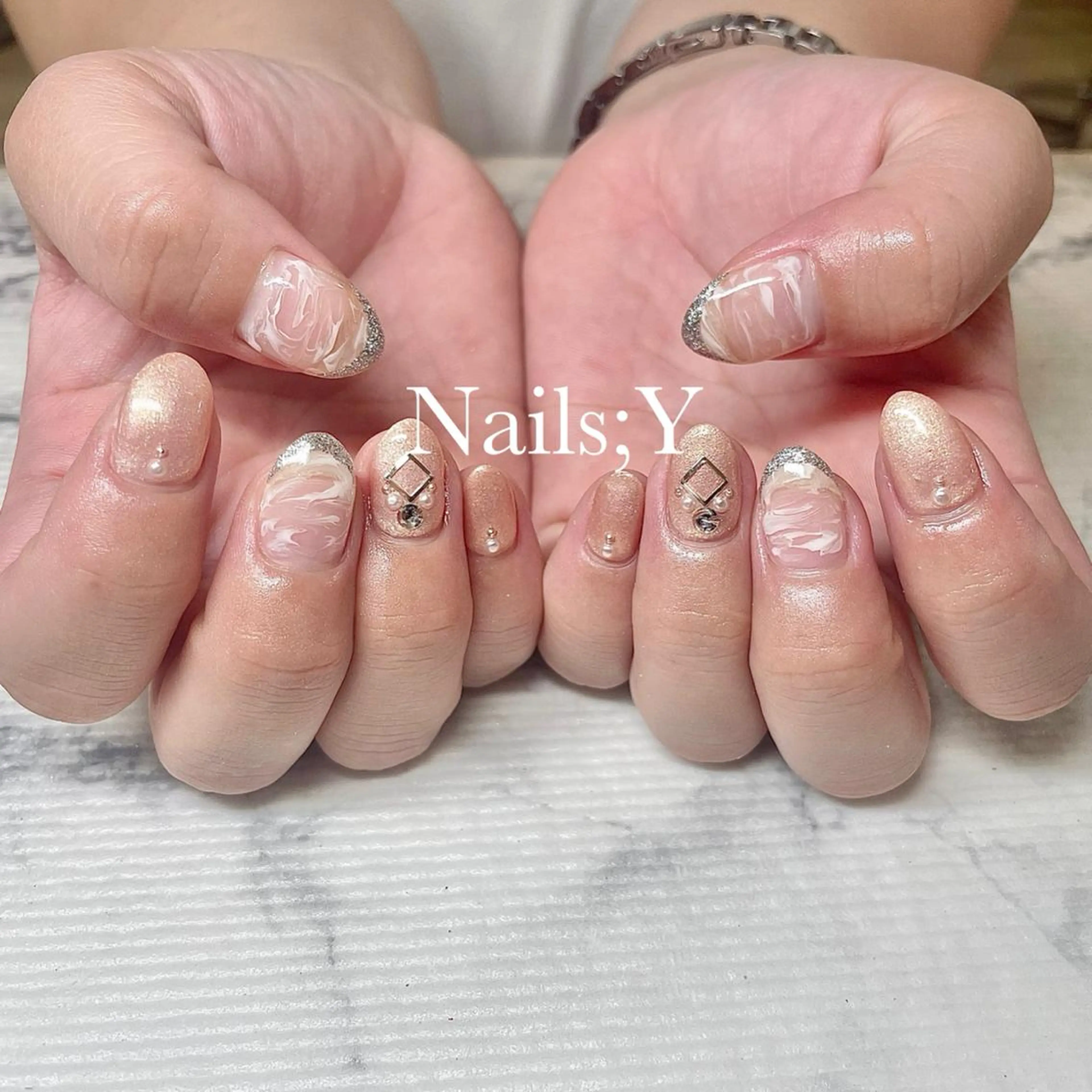 ネイル キラキラネイル ハンドネイル yo koのネイルデザイン