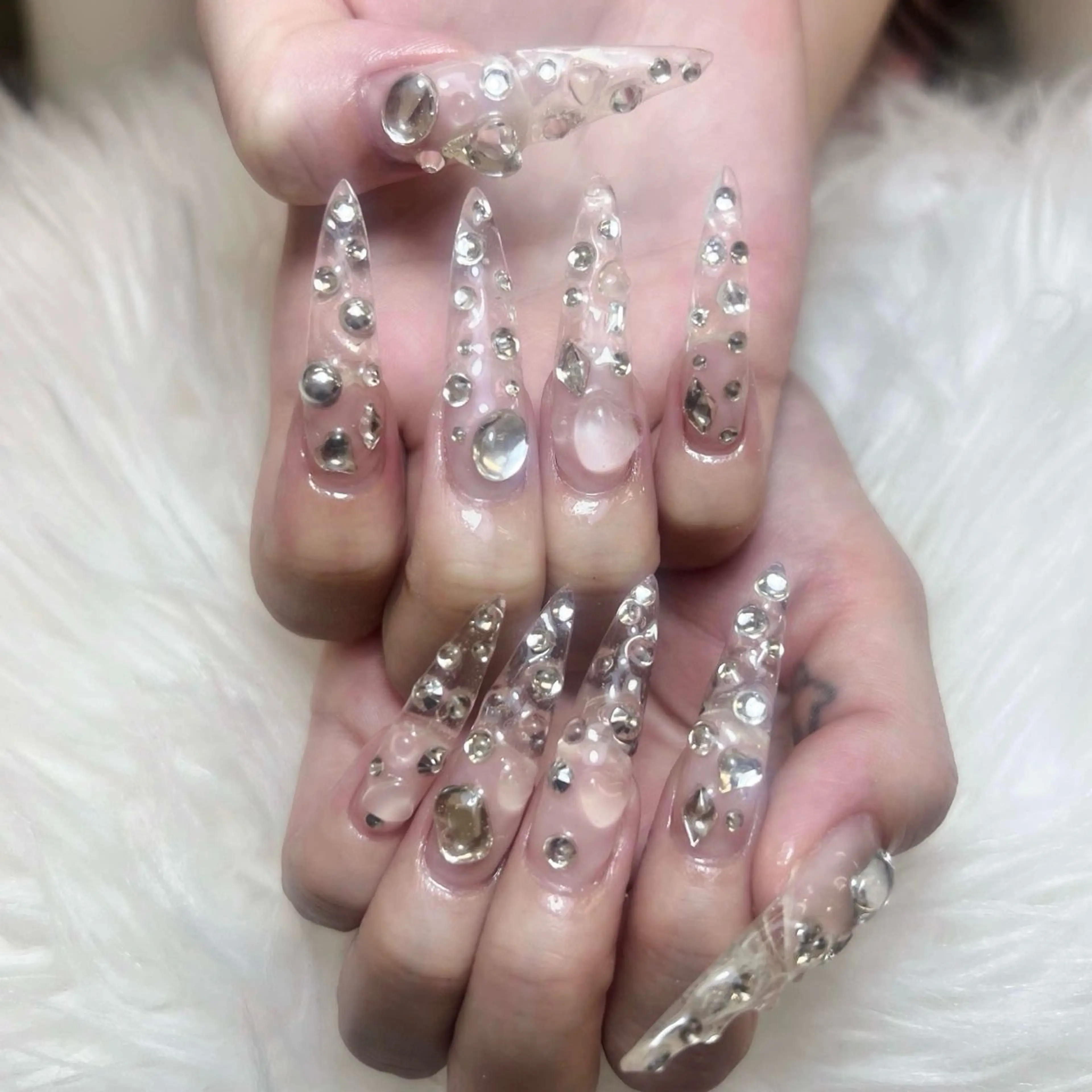 ネイル アートネイル オーロラネイル チークネイル 長さ出し フットネイル ハンドネイル Anh 高田馬場のネイルデザイン