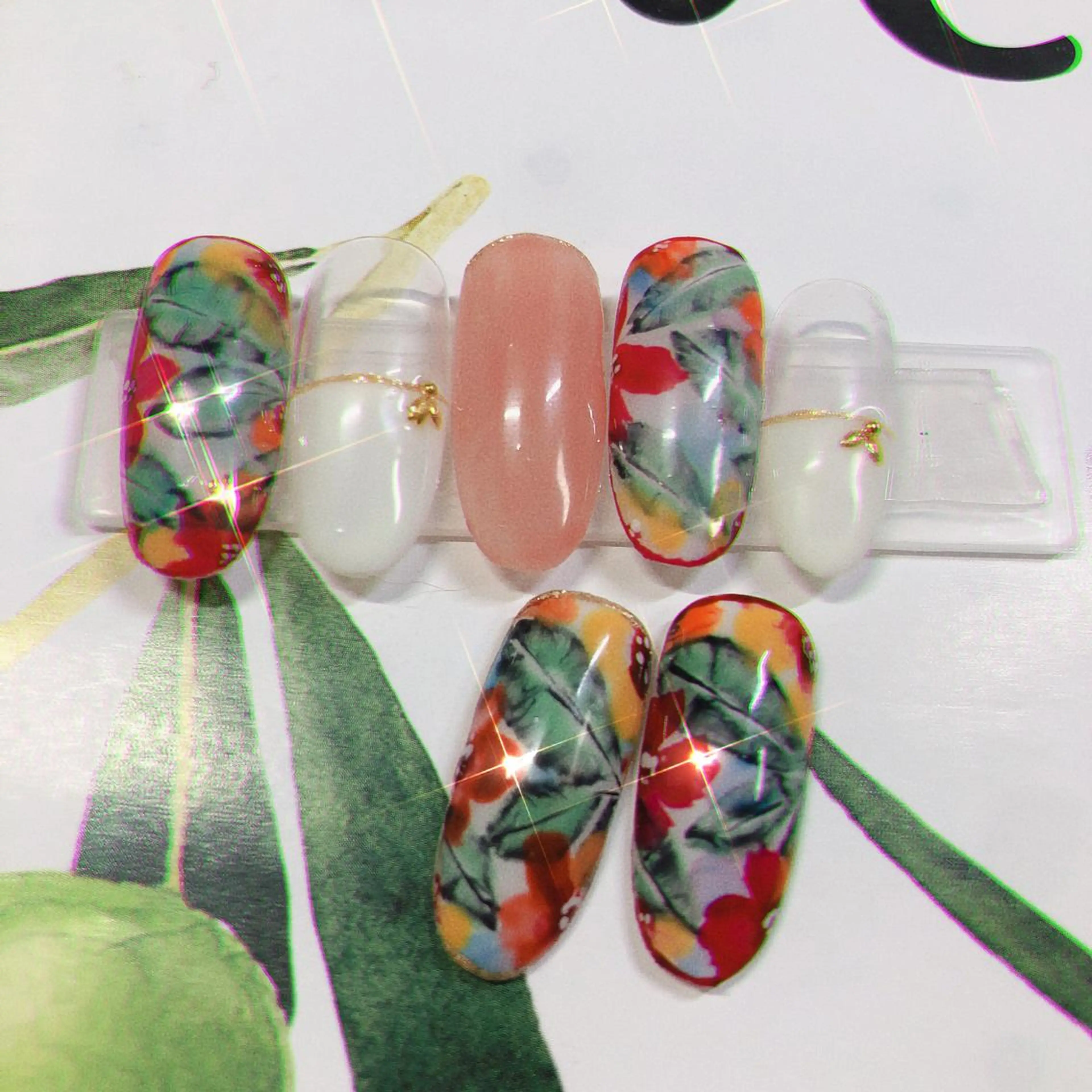 ネイル フットネイル 奥園 良恵のネイルデザイン