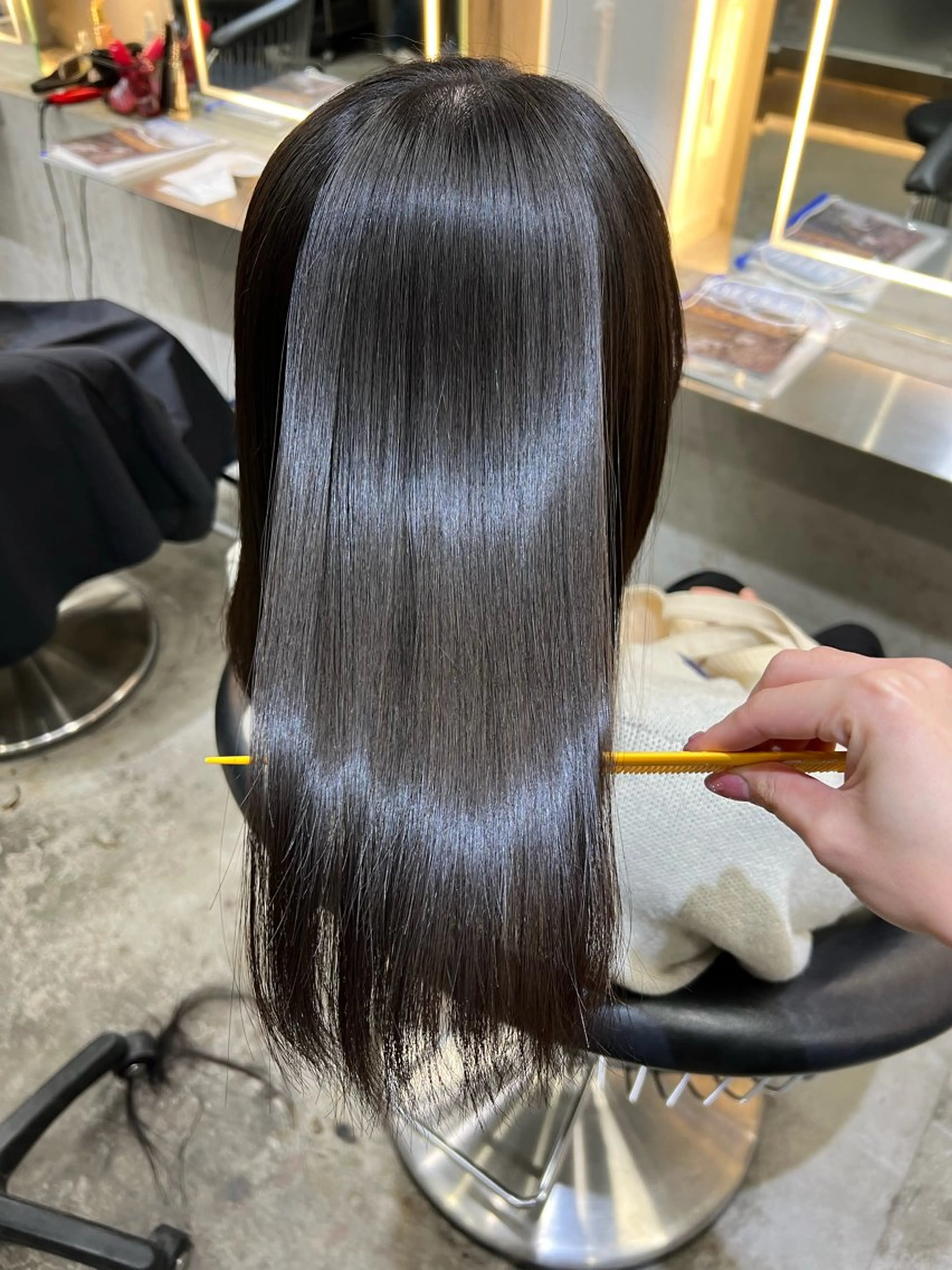 セミロング 髪質改善/ボブ/ ハイトーン❣️yuiのヘアスタイル