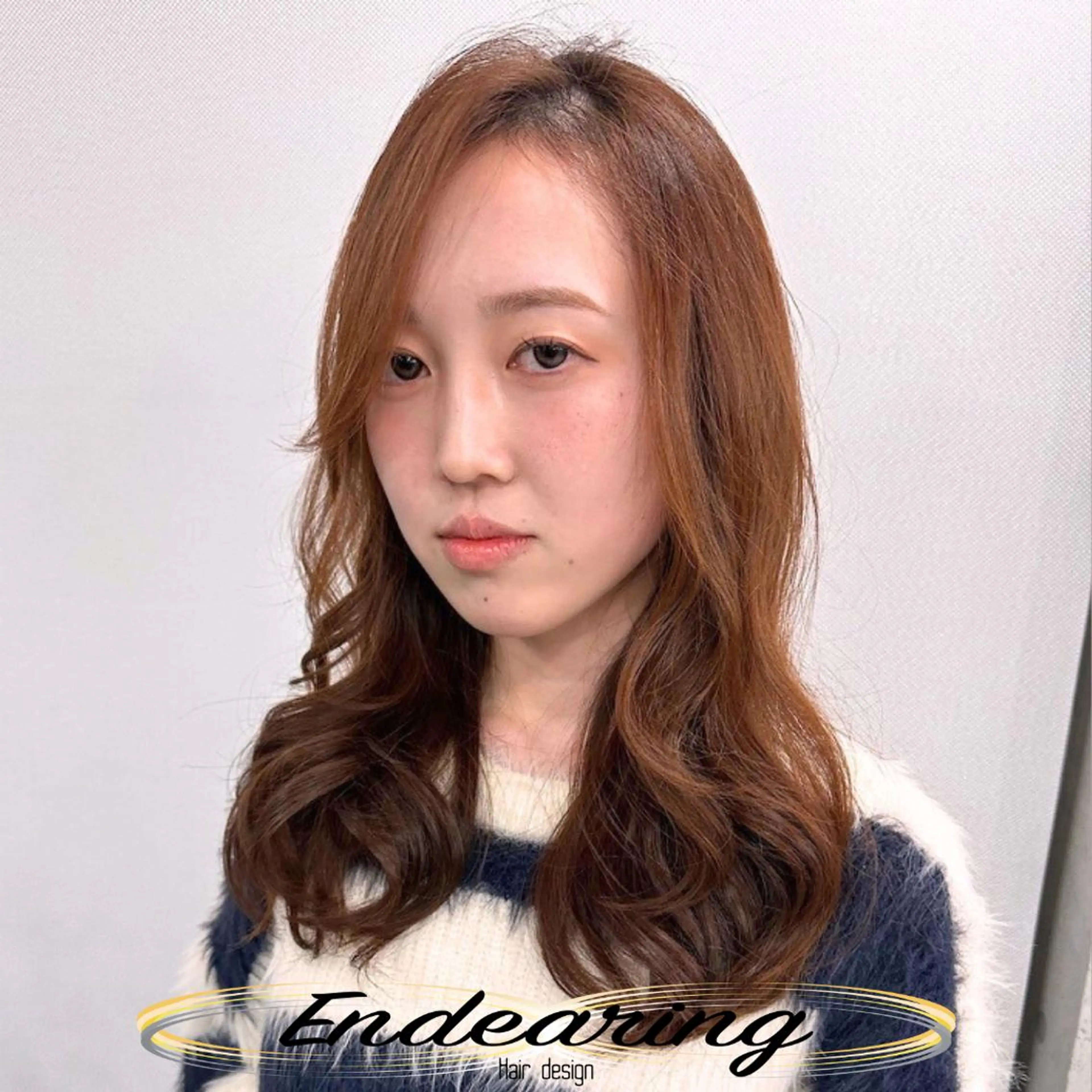 セミロング オレンジブラウン レイヤーカット 小顔カット カット ヘアカラー Endearing 銀座/レイヤーカットのヘアスタイル