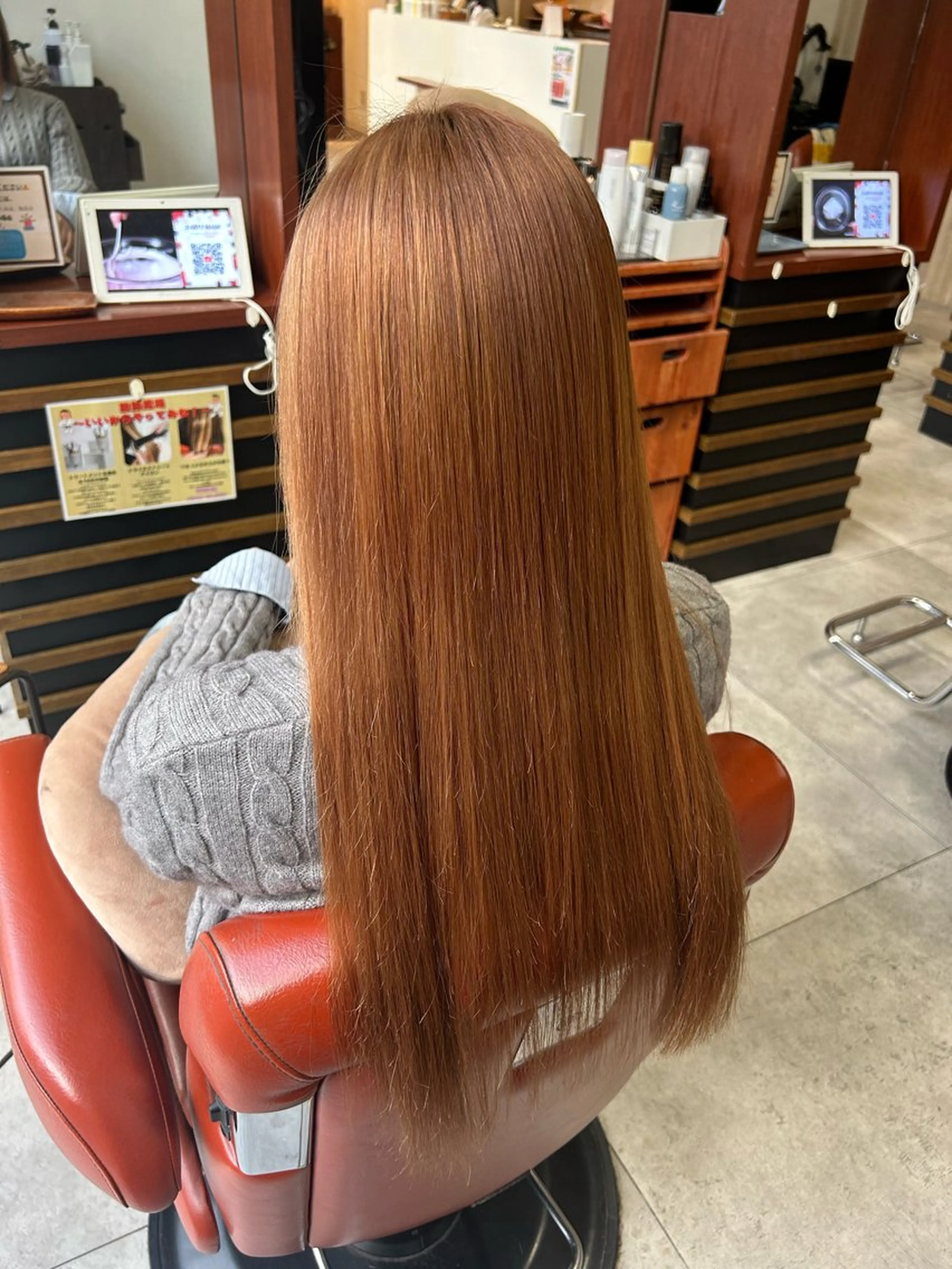 カラー ブリーチ ブラウンカラー ダブルカラー すずき もゆのヘアスタイル