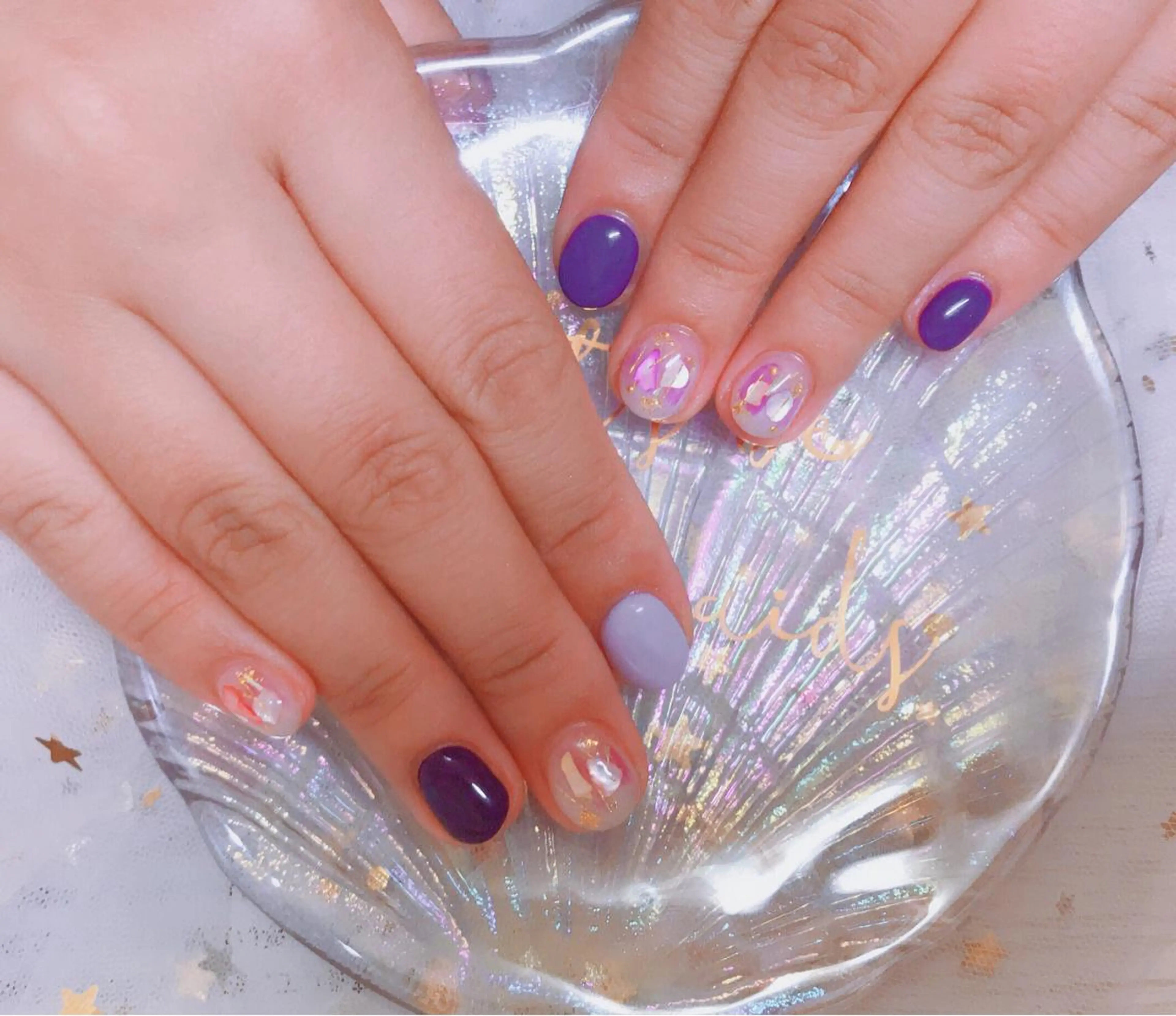 カラー ネイル Q Free nailsのネイルデザイン