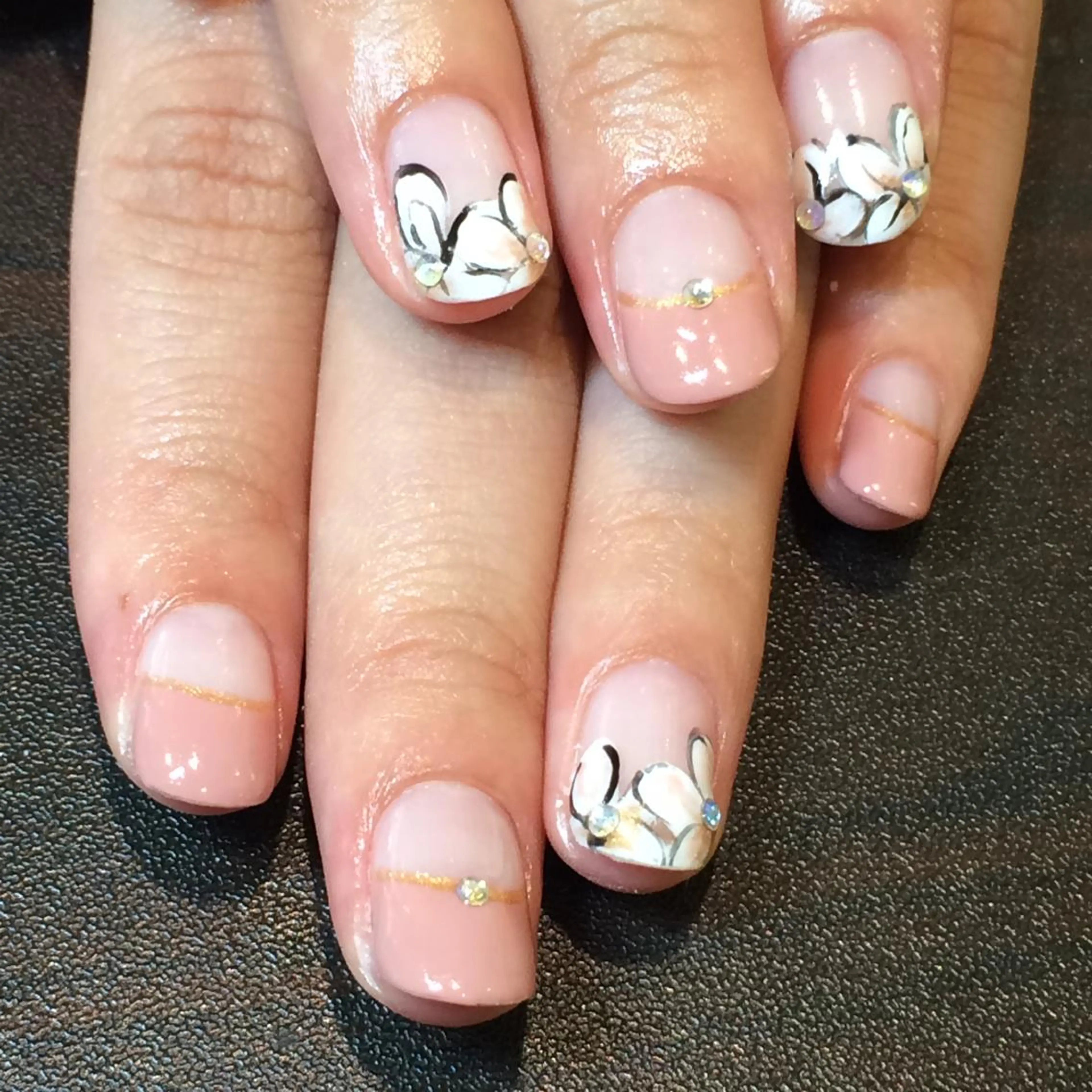 ネイル フラワーネイル フレンチネイル M nail はやまうららのネイルデザイン