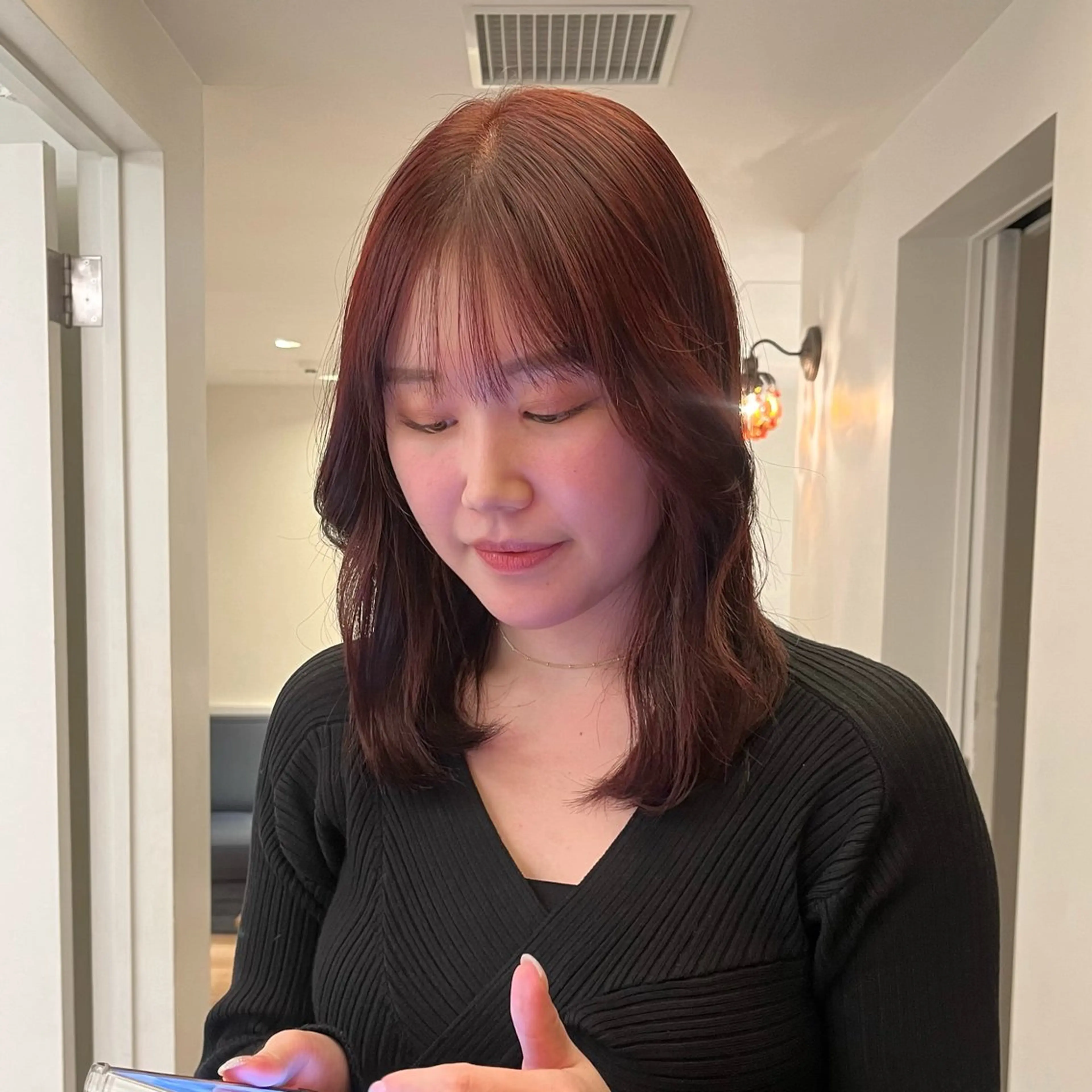 セミロング カラー レッドカラー ヘアカラー るな/暖色、 ベージュカラー🎀のヘアスタイル