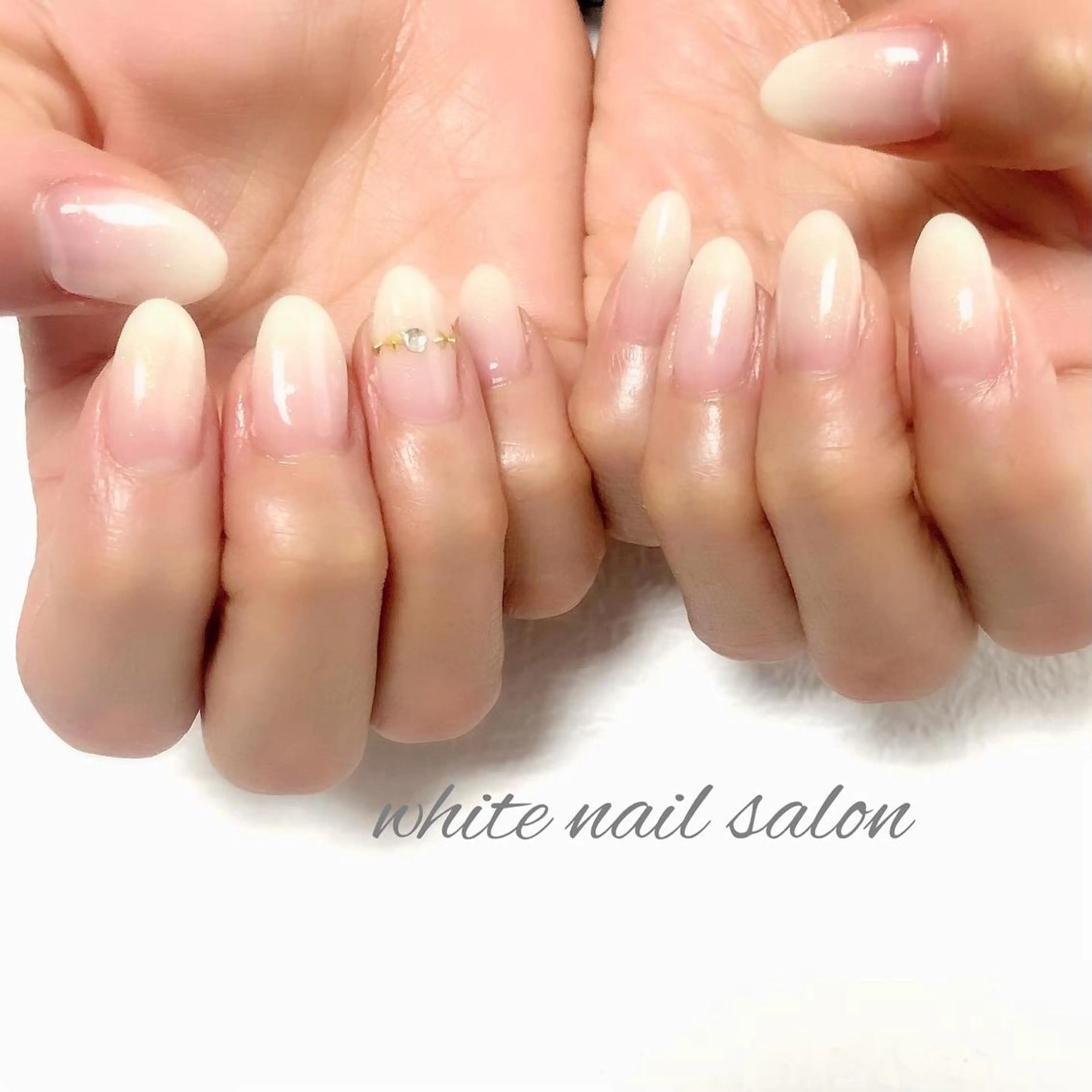 ネイル アートネイル ジェルネイル ハードジェル 持ち込み シンプルネイル ハンドネイル white nail salonのネイルデザイン